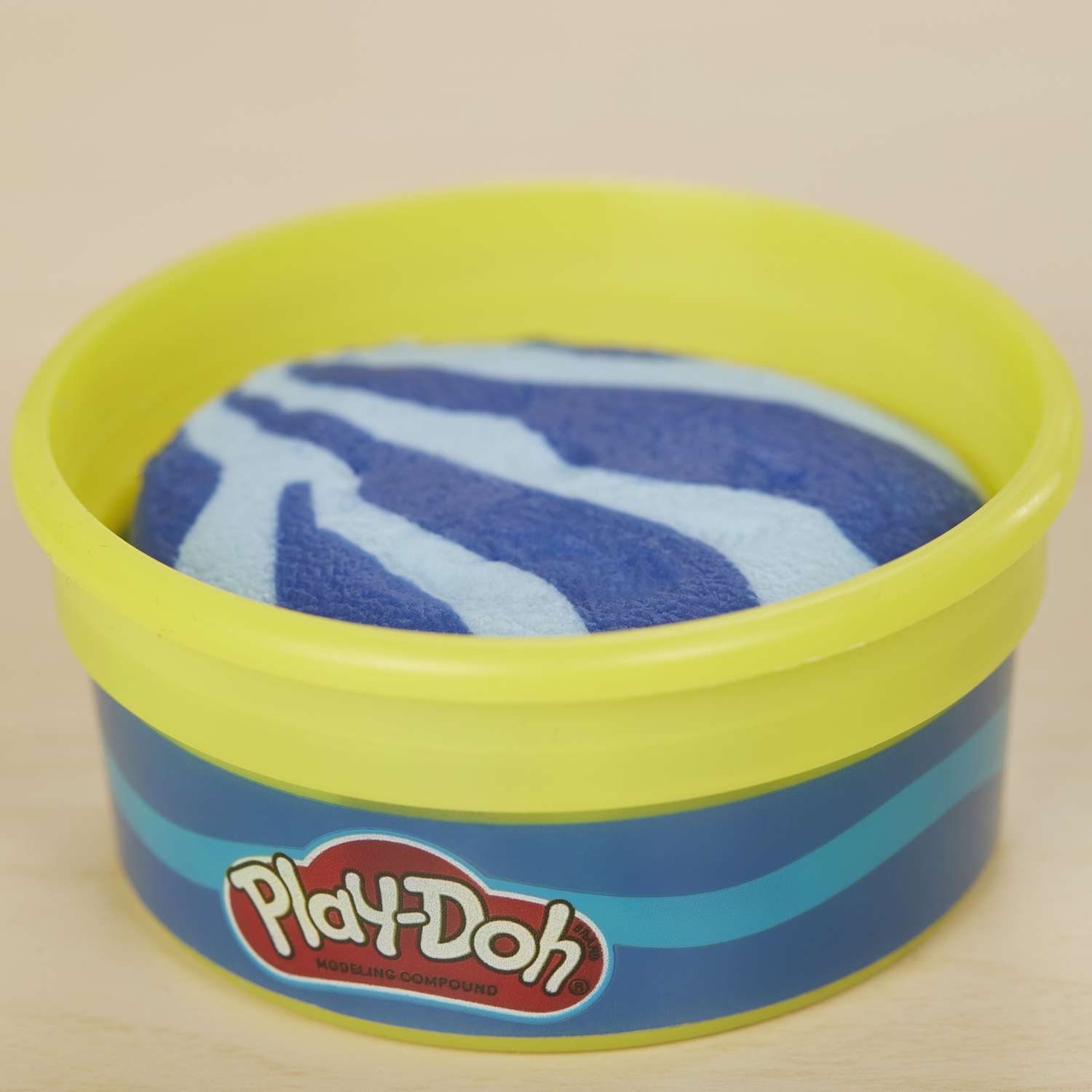 Пластилин Play-Doh Пожарная машина - фото 2