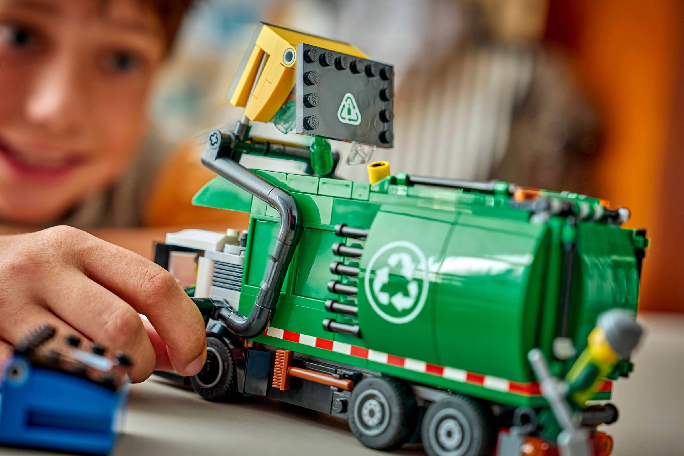 Конструктор LEGO City 60495 434 дет. - фото 4