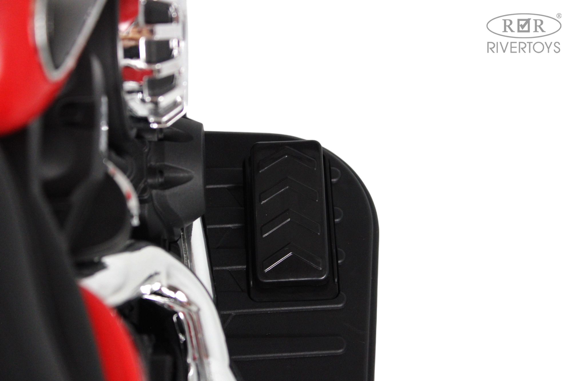 Электромобиль RIVERTOYS G500GG-RED - фото 6