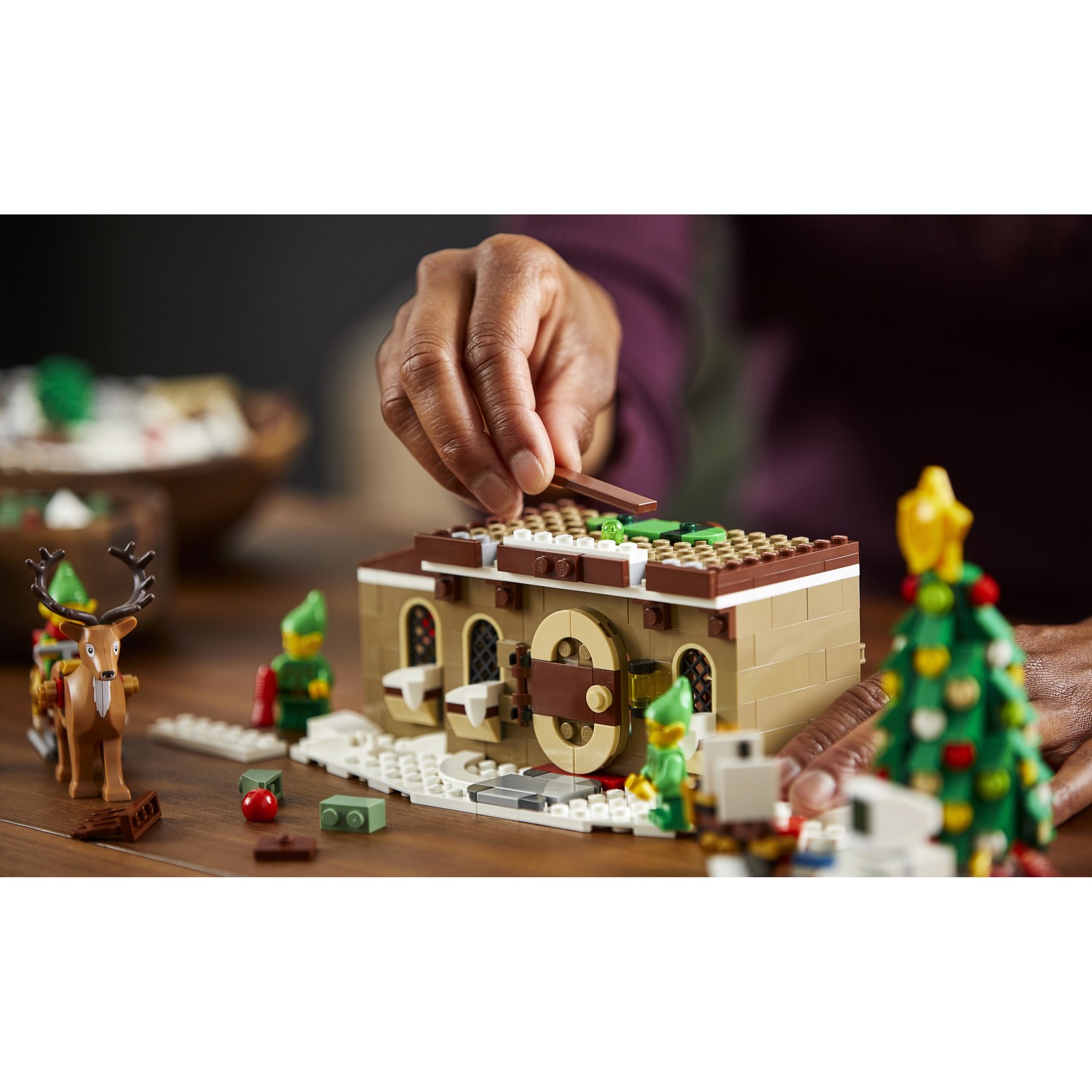 Конструктор LEGO Icons Домик эльфов блочный - фото 11