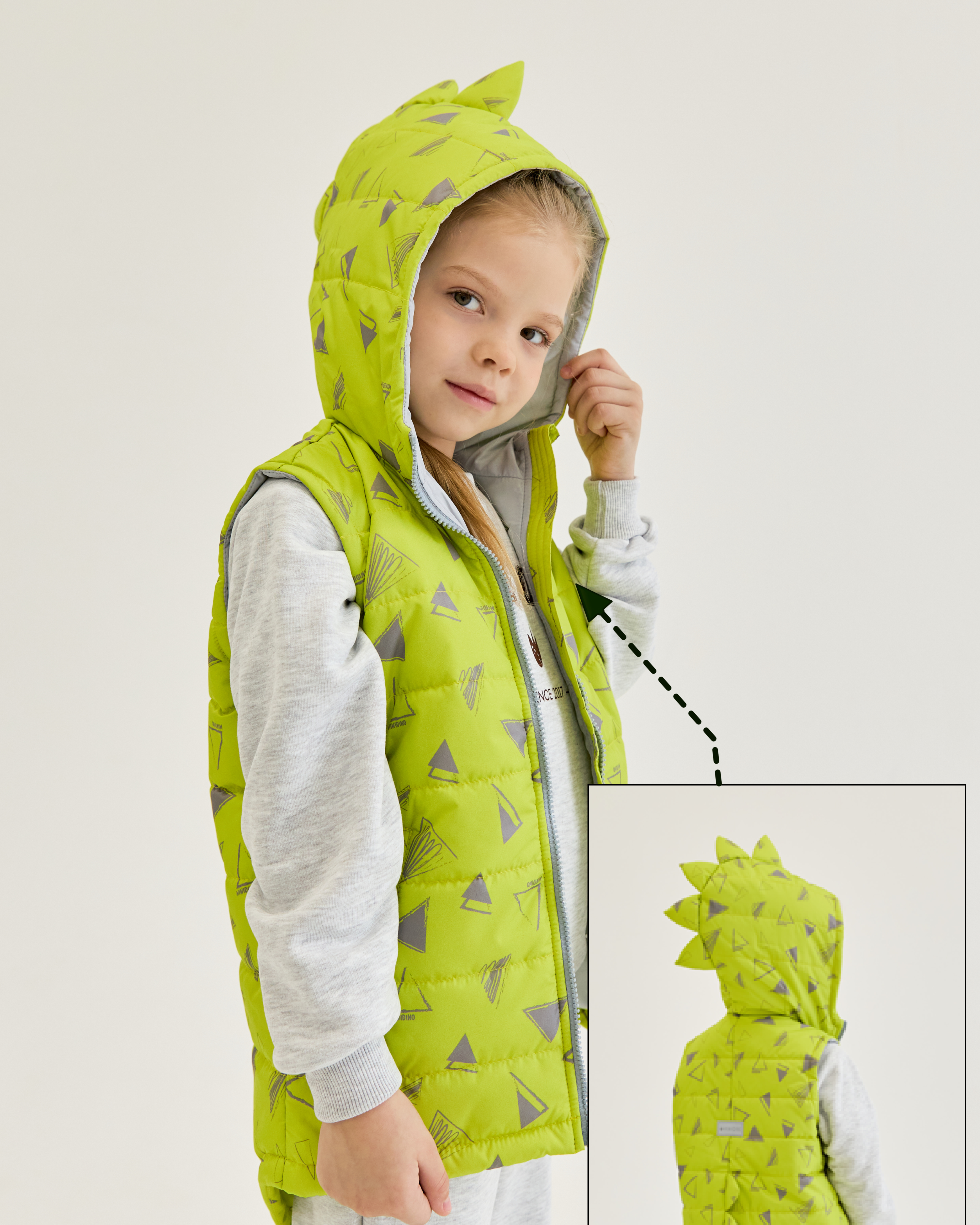 Жилет MINIDINO М010/1/ДЖилет утепленный детский Дино принт треугольник лайм - фото 1