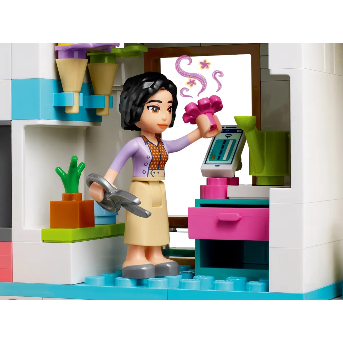 Конструктор LEGO Friends Торговый центр Хартлейк Сити 1237 дет. - фото 6
