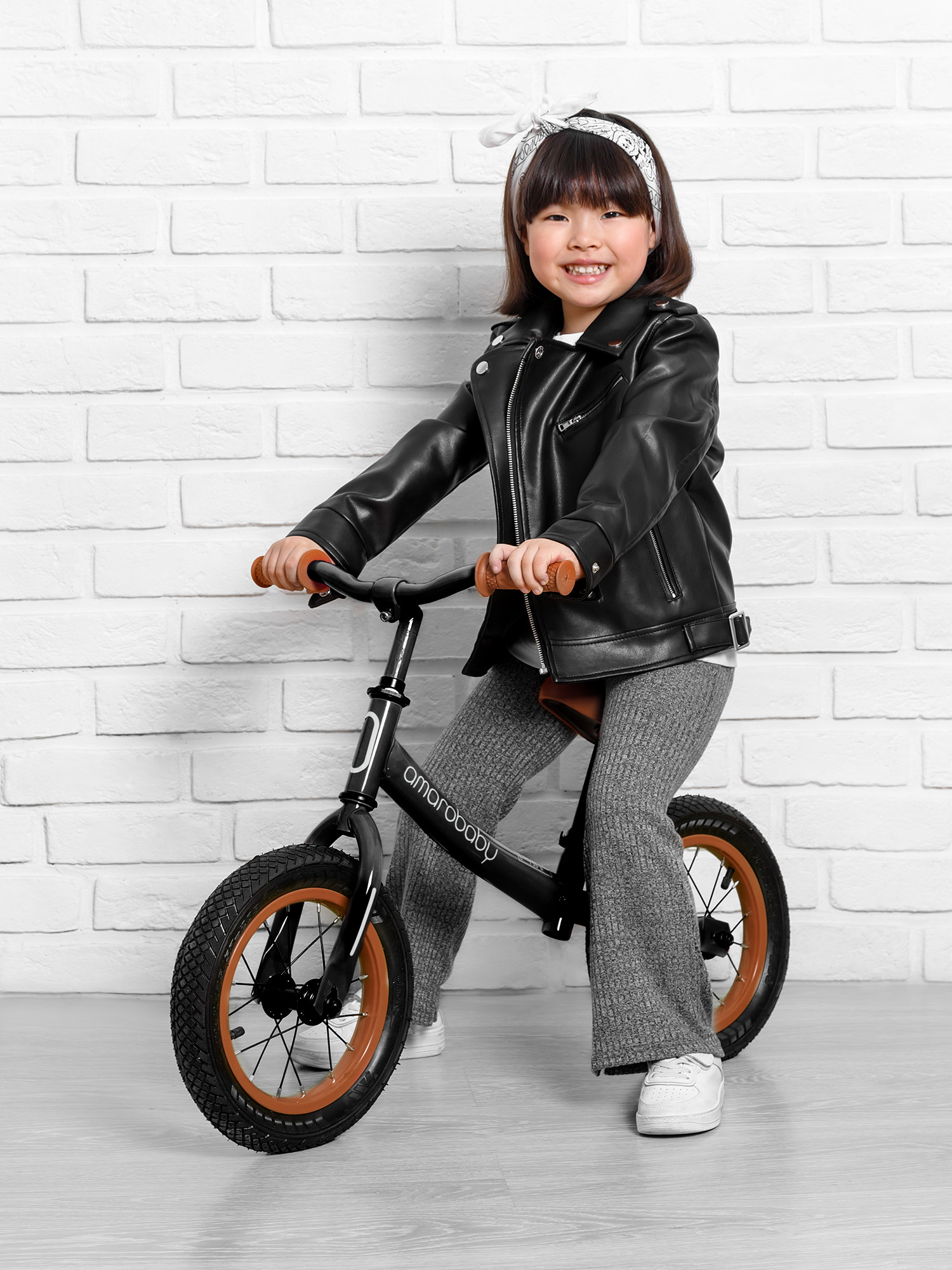 Двухколесный беговел Amarobaby 12 дюймов - фото 7