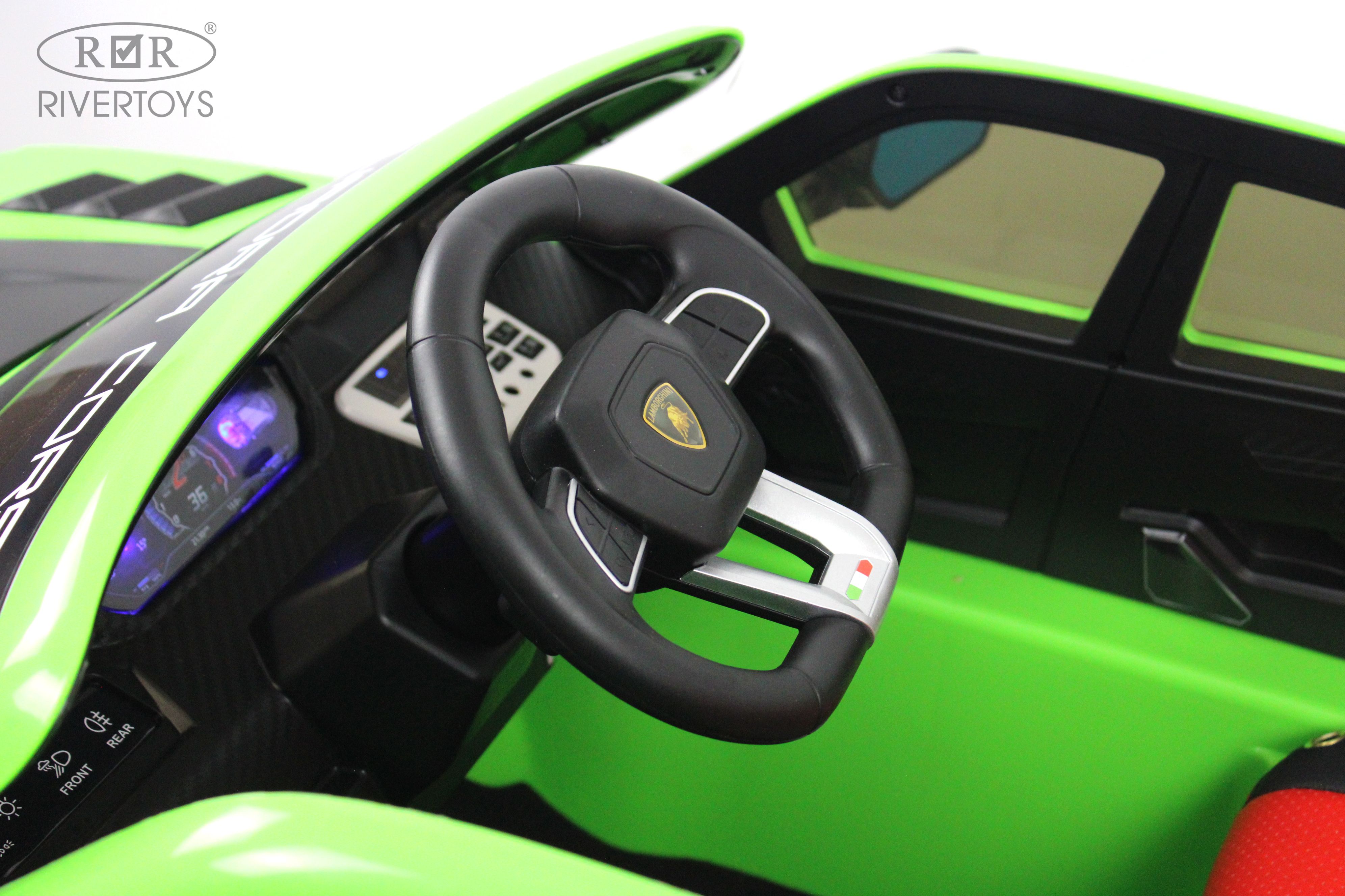 Электромобиль RIVERTOYS E777EE-GREEN С пультом ДУ - фото 11