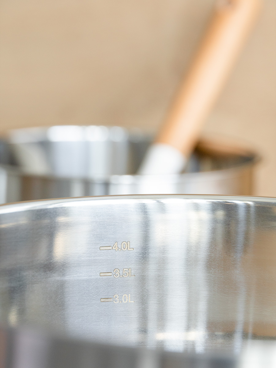 Миска DeNASTIA с прозрачной крышкой 5 л нерж.сталь бежевый A000336 - фото 5