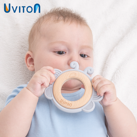 Прорезыватель Uviton Бабочка в ассортименте
