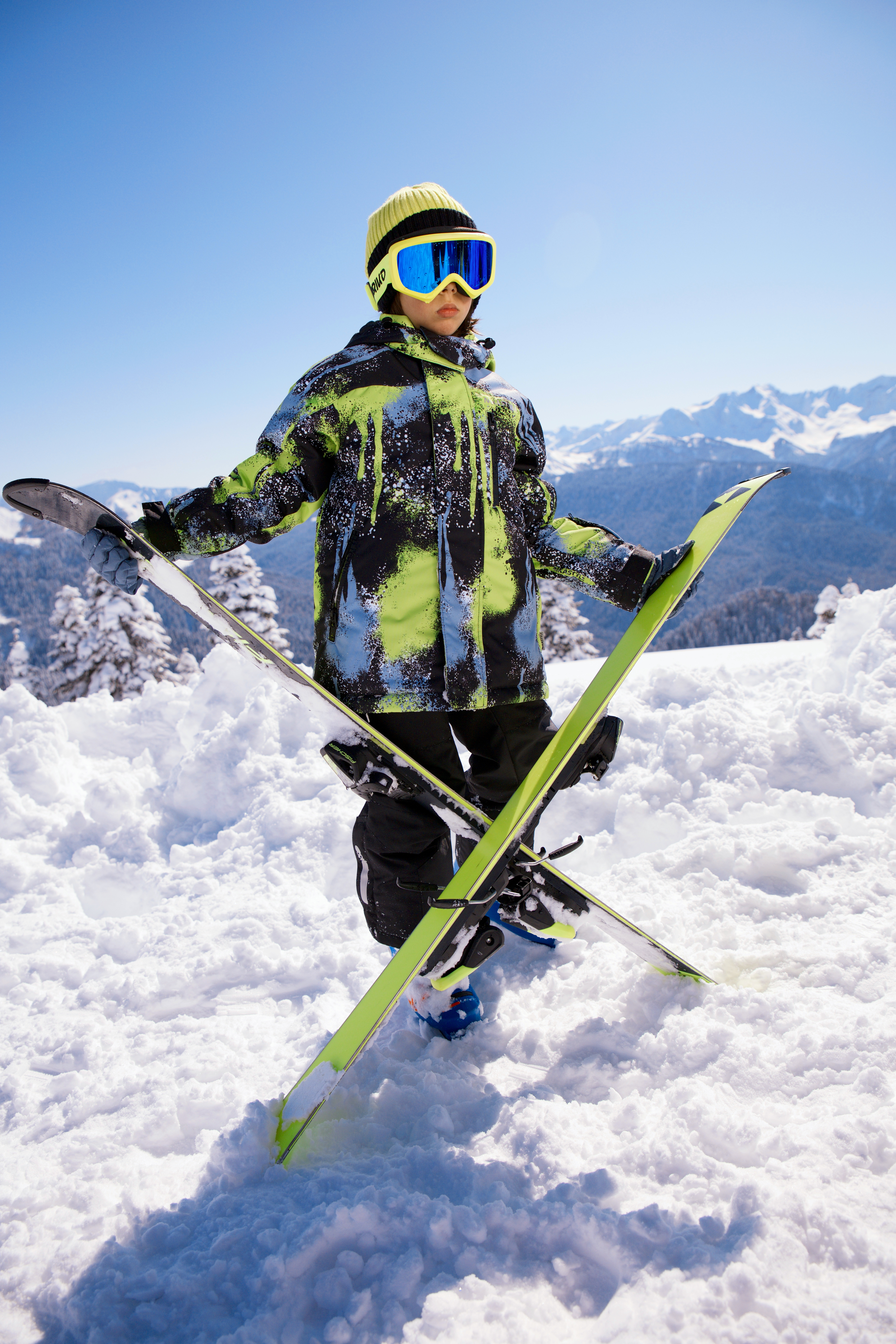 Костюм NIKASTYLE 7з1725 салат/черный - фото 23