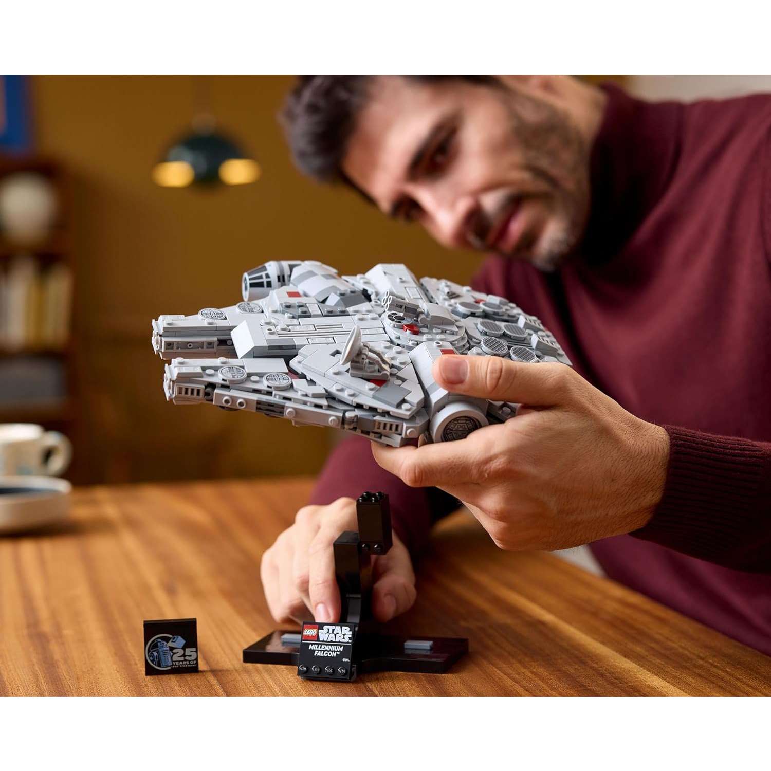 Конструктор LEGO Star Wars Сокол тысячелетия 921 дет. - фото 7