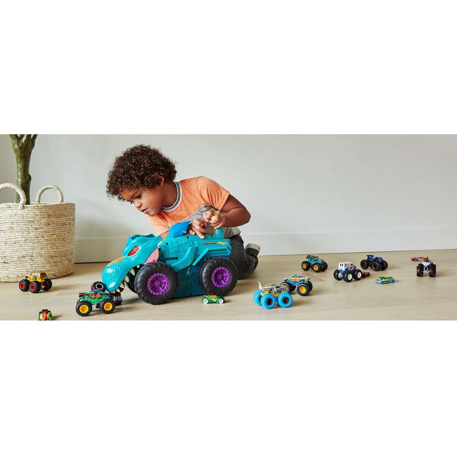 Трек Hot Wheels Голодный Мега Рекс GYL13 - фото 15
