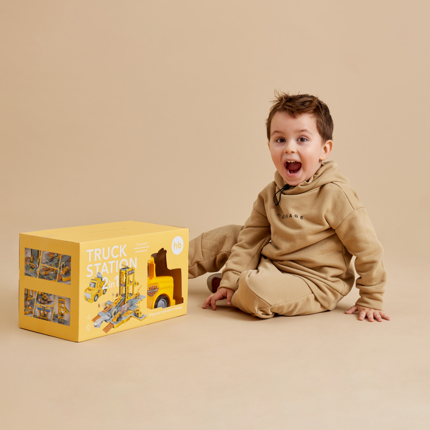 Парковка Happy Baby грузовик-станция 331886 - фото 11