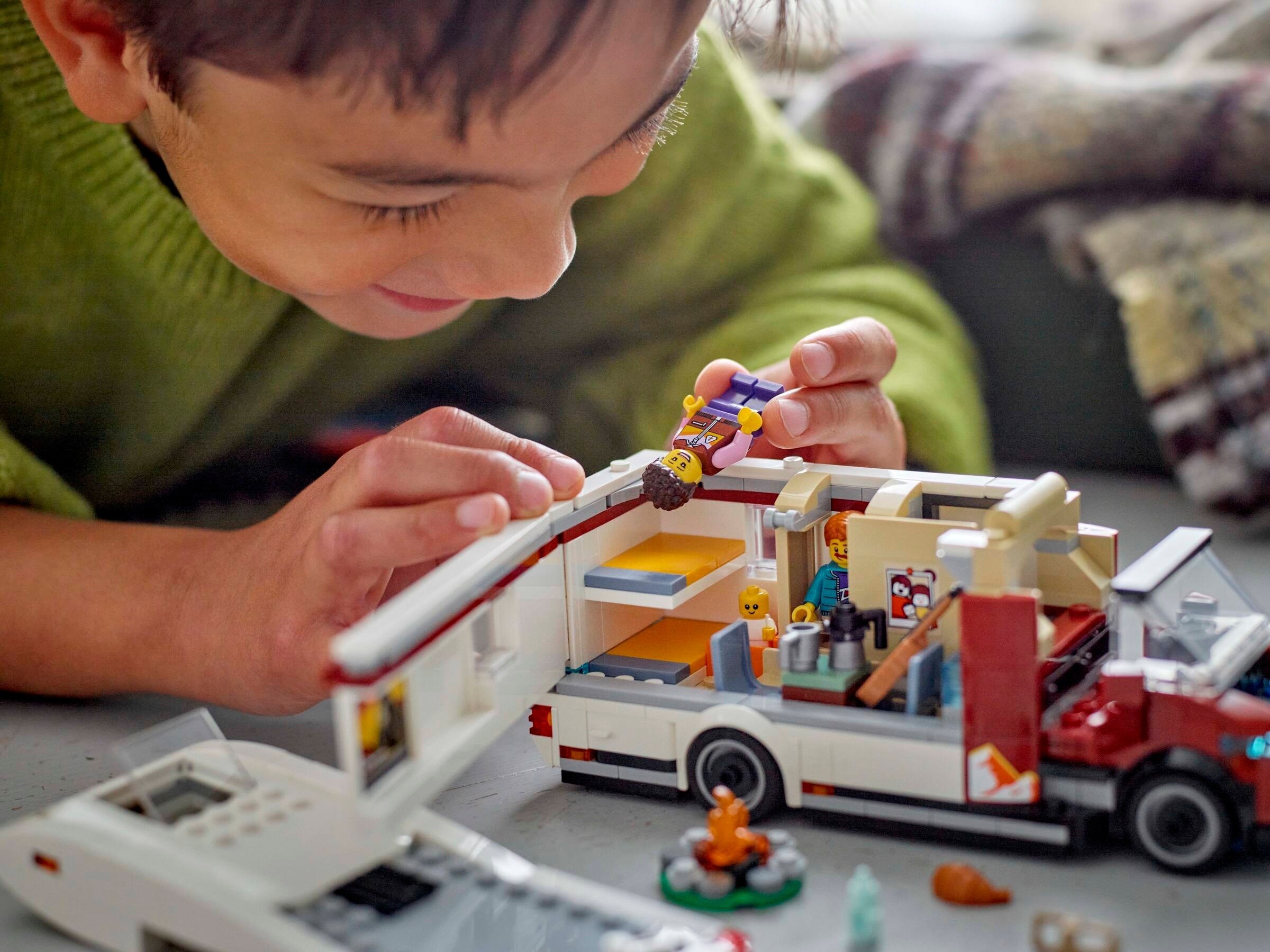 Конструктор LEGO City 60454 385 дет. - фото 4