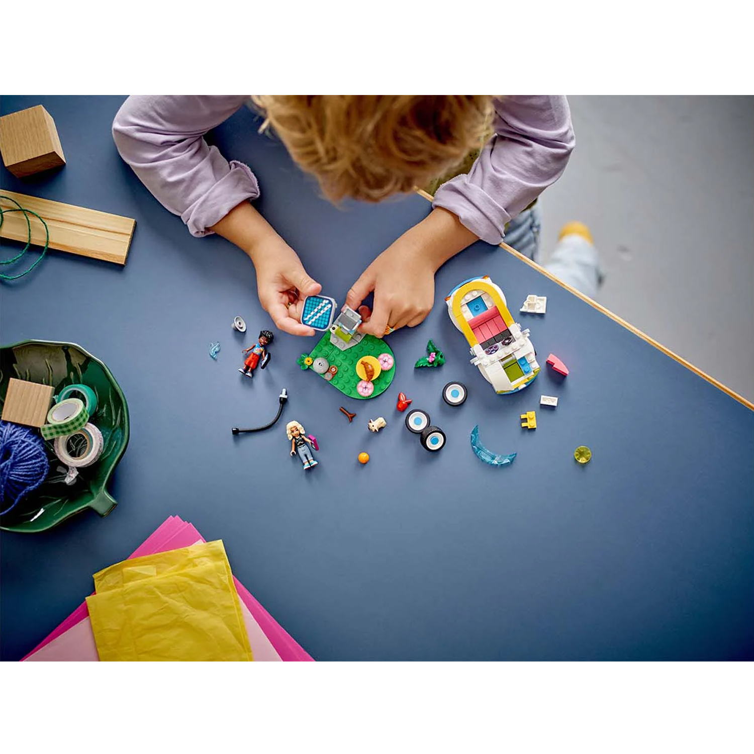 Конструктор LEGO Friends Электромобиль - фото 9