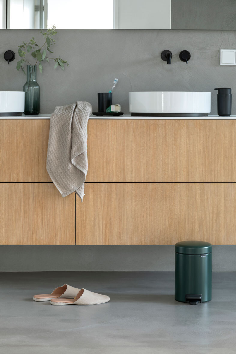 Бак мусорный Brabantia NewIcon с педалью зеленая сосна 3л 304002 - фото 10