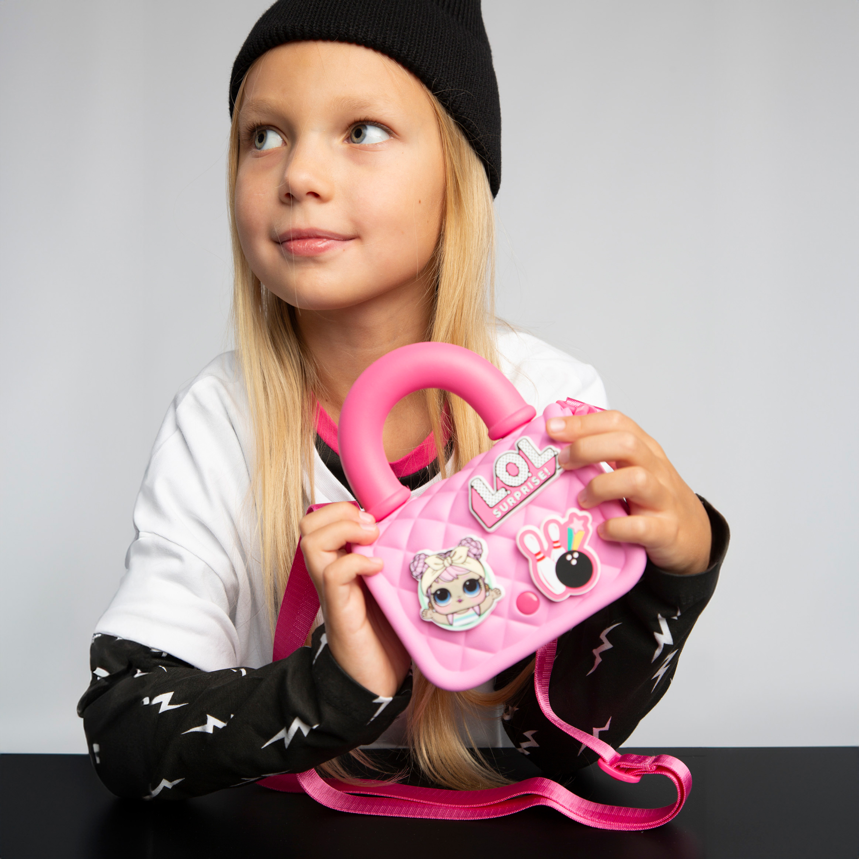 Сумка L.O.L. Surprise! розовая на кнопке + джиббитсы - фото 9