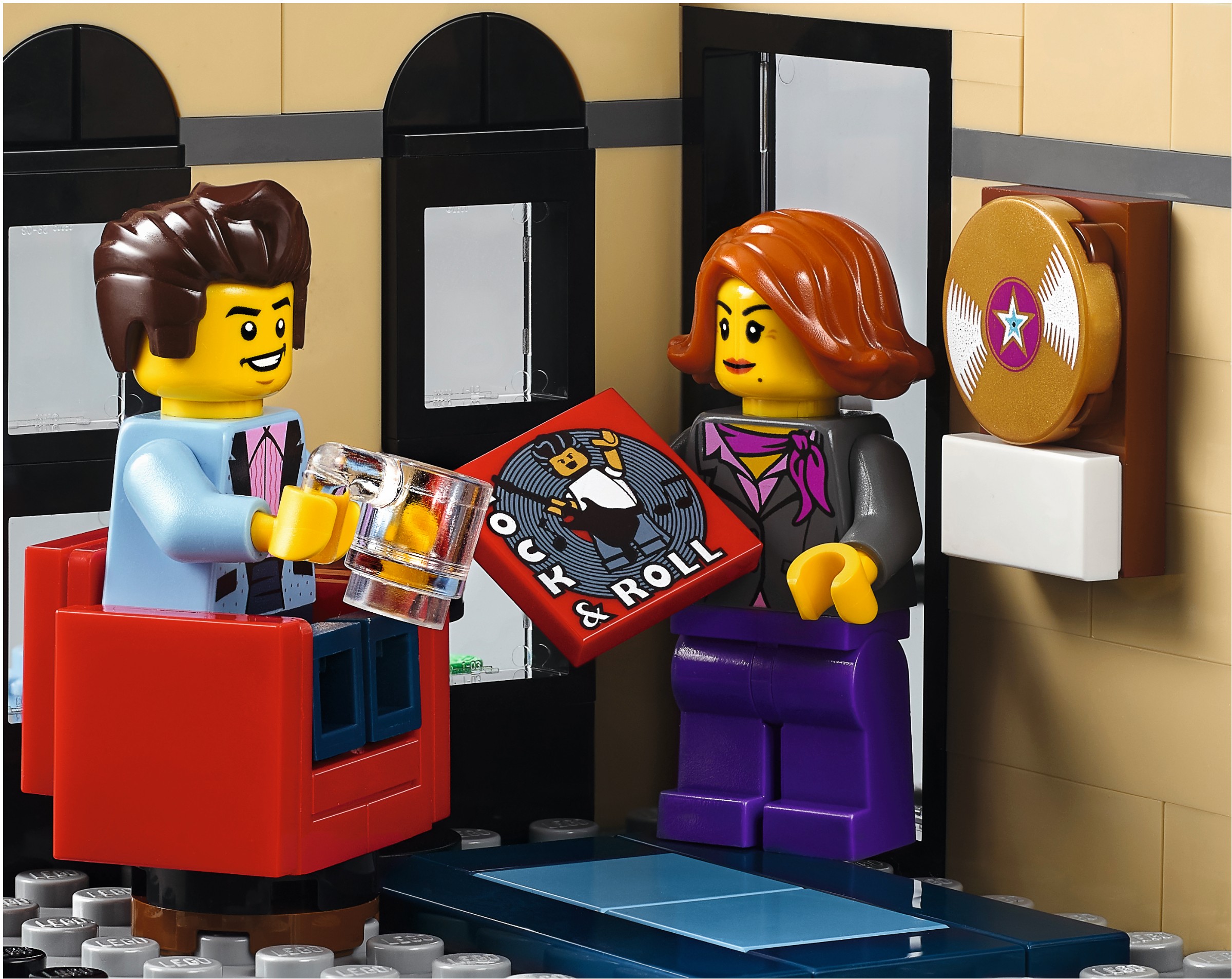 Конструктор LEGO Creator 10260 2480 дет. - фото 20