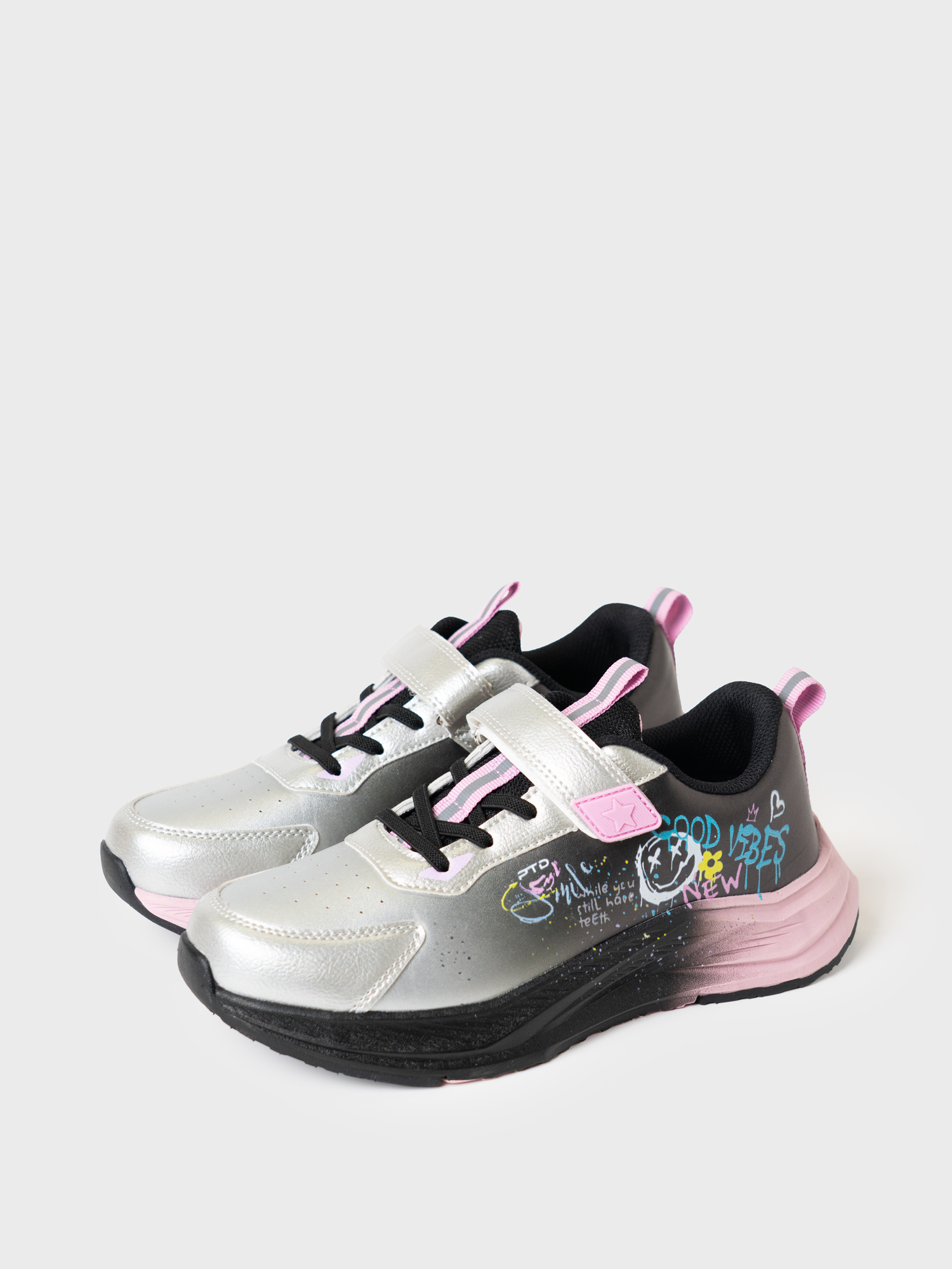 Изображение товара Кроссовки PlayToday Девочкам Трендовые с перфорацией и амортизацией