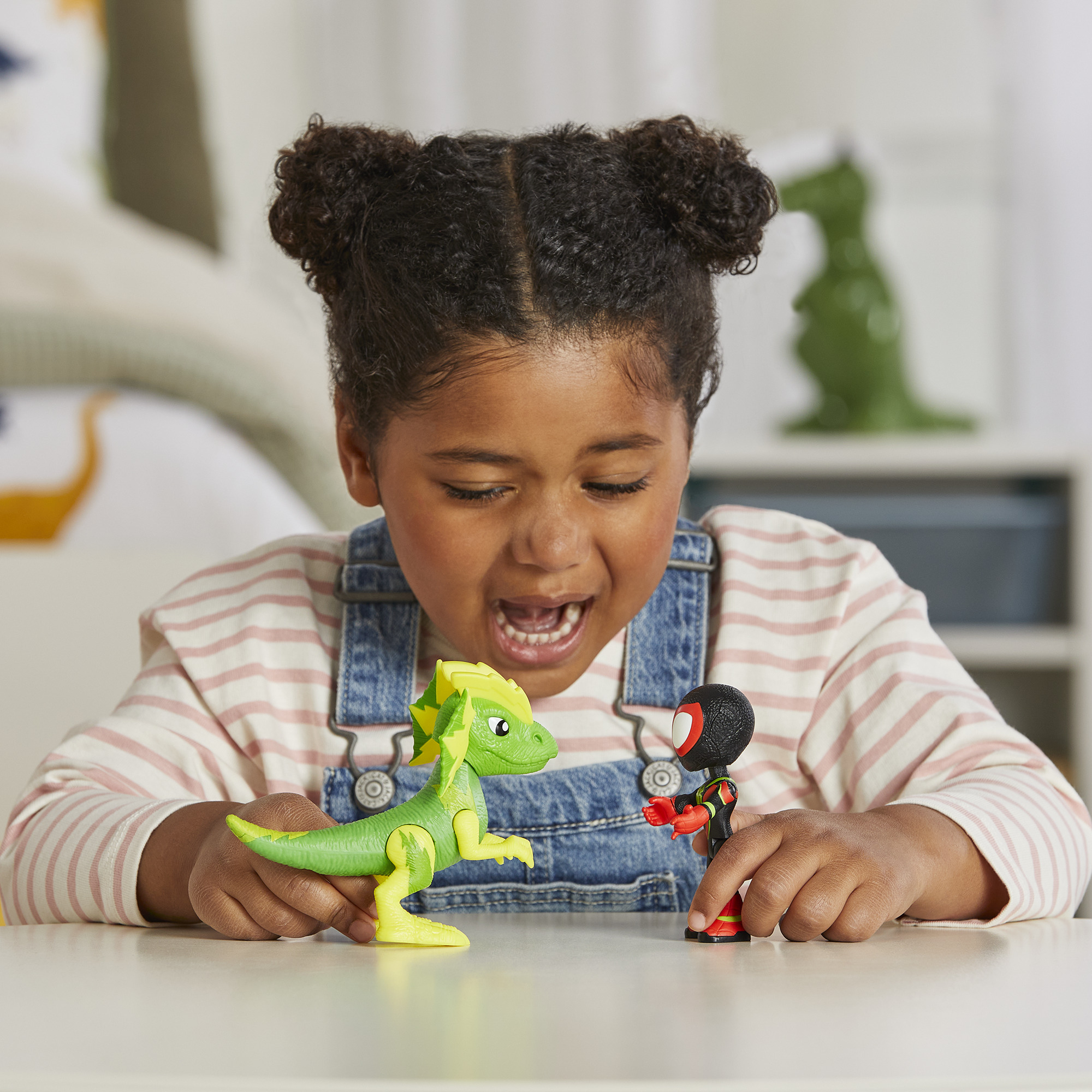 Игровой набор Hasbro Spidey and Goblin Raptor - фото 8