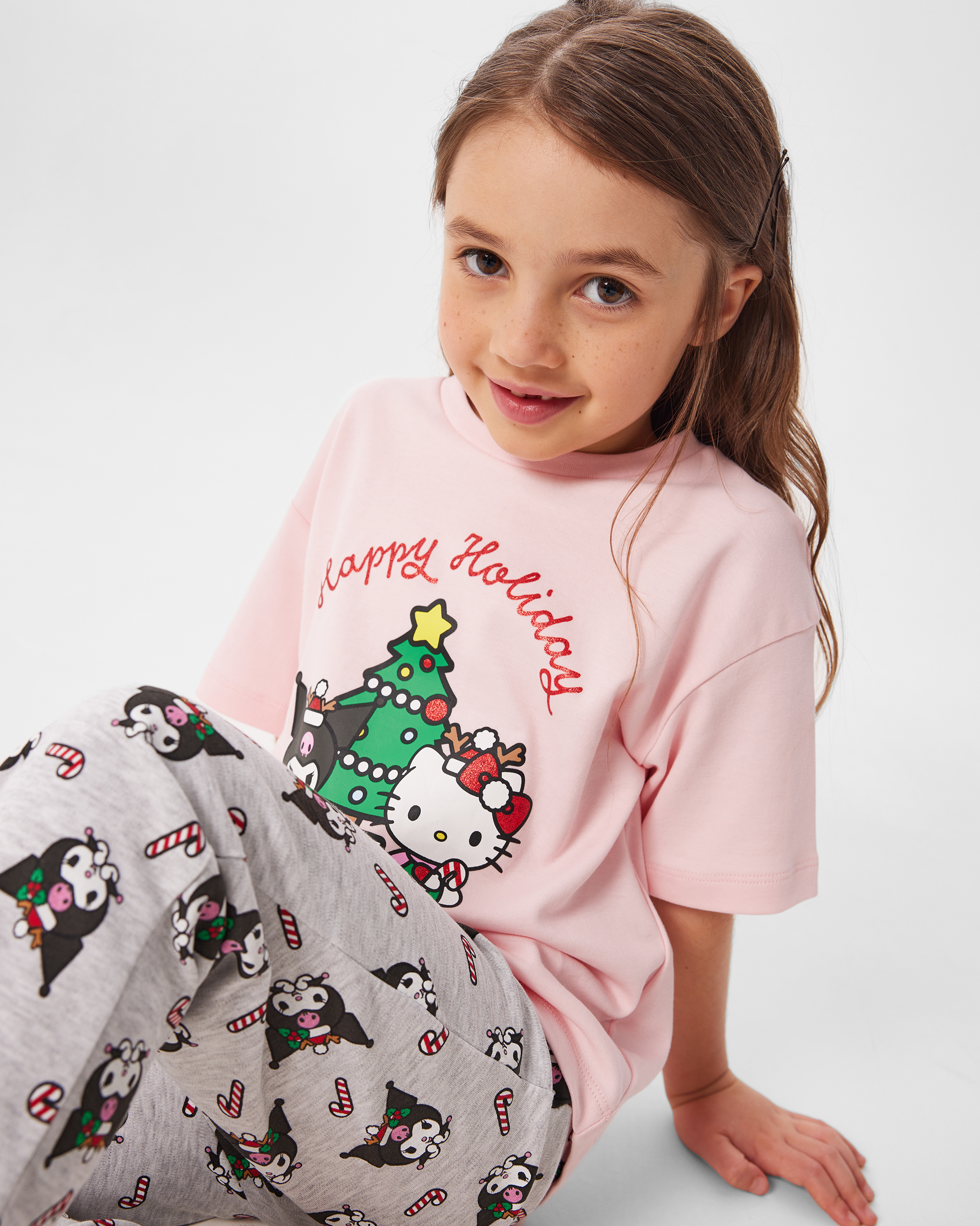 Пижама HELLO KITTY AND FRIENDS W25LC6-18MPkg-JJGG - фото 1