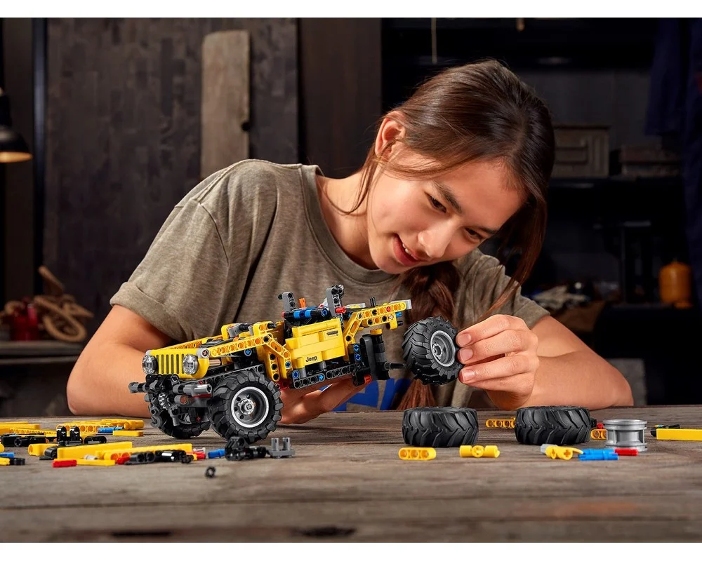 Конструктор LEGO Technic 42122 665 дет. - фото 12