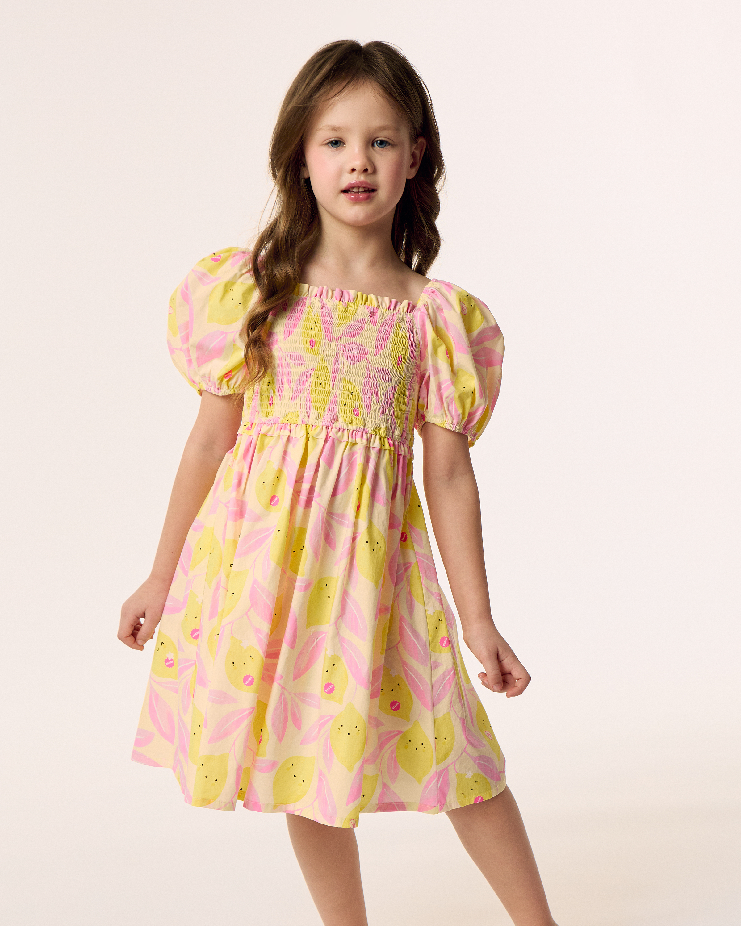 Изображение товара Платье Futurino Fashion 122 — хлопок, лимонный принт, рукава-фонарики