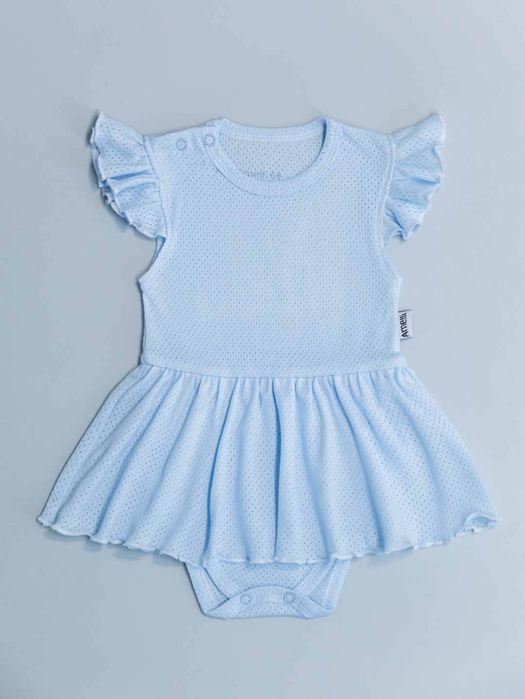 Изображение товара Боди-платье для малышей Amelli модель 68 летнее с рукавами-крылышками и юбочкой