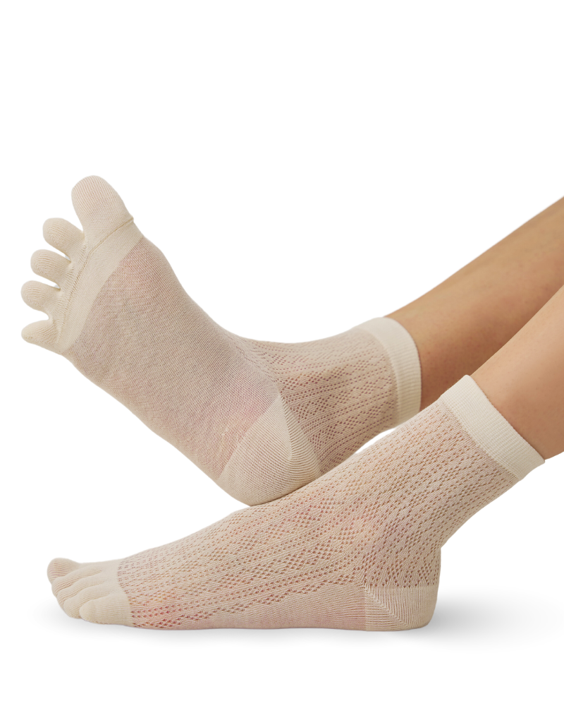 Носки INNORTO 21408-молочный - фото 1