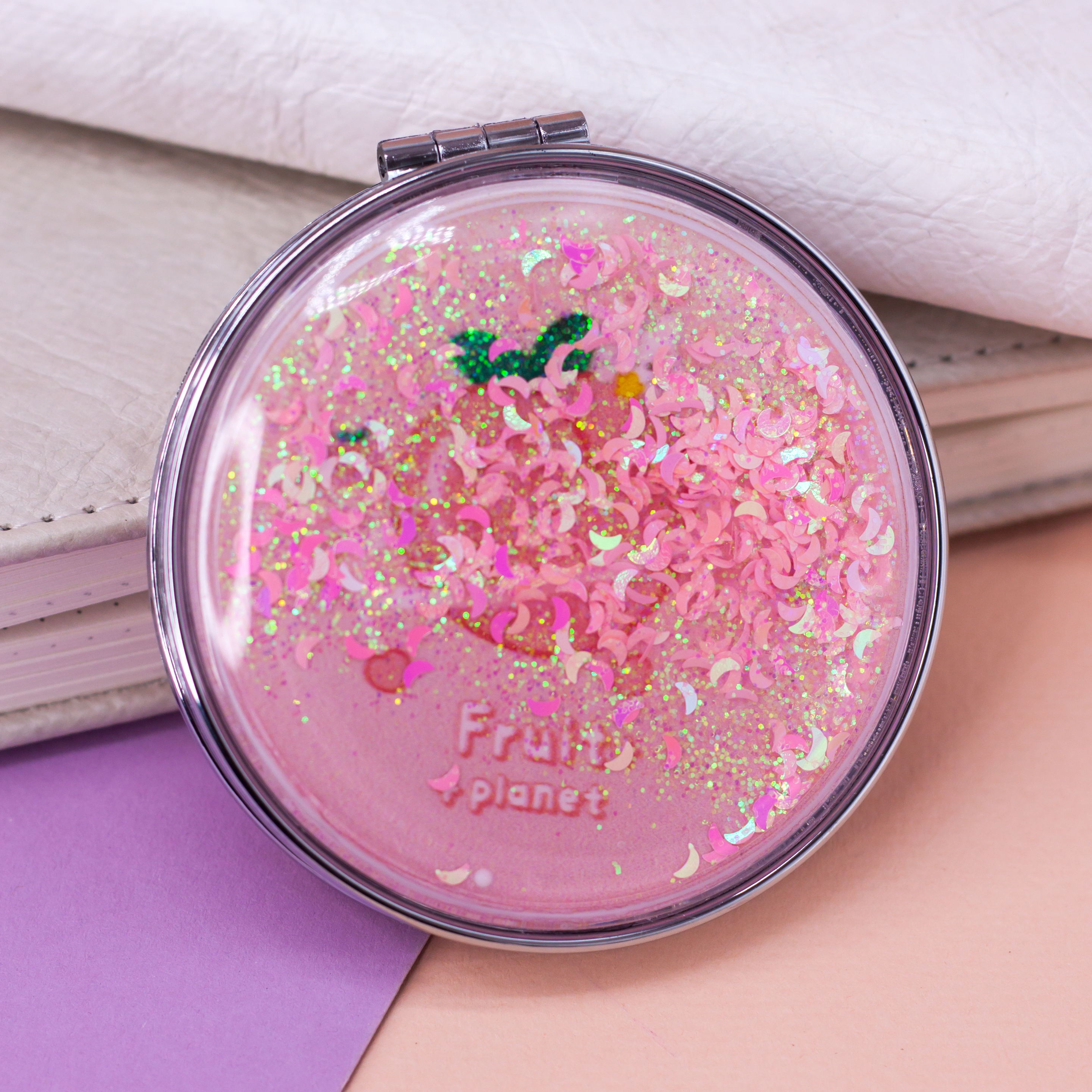 Зеркало карманное iLikeGift Fuit peach pink с увеличением - фото 4