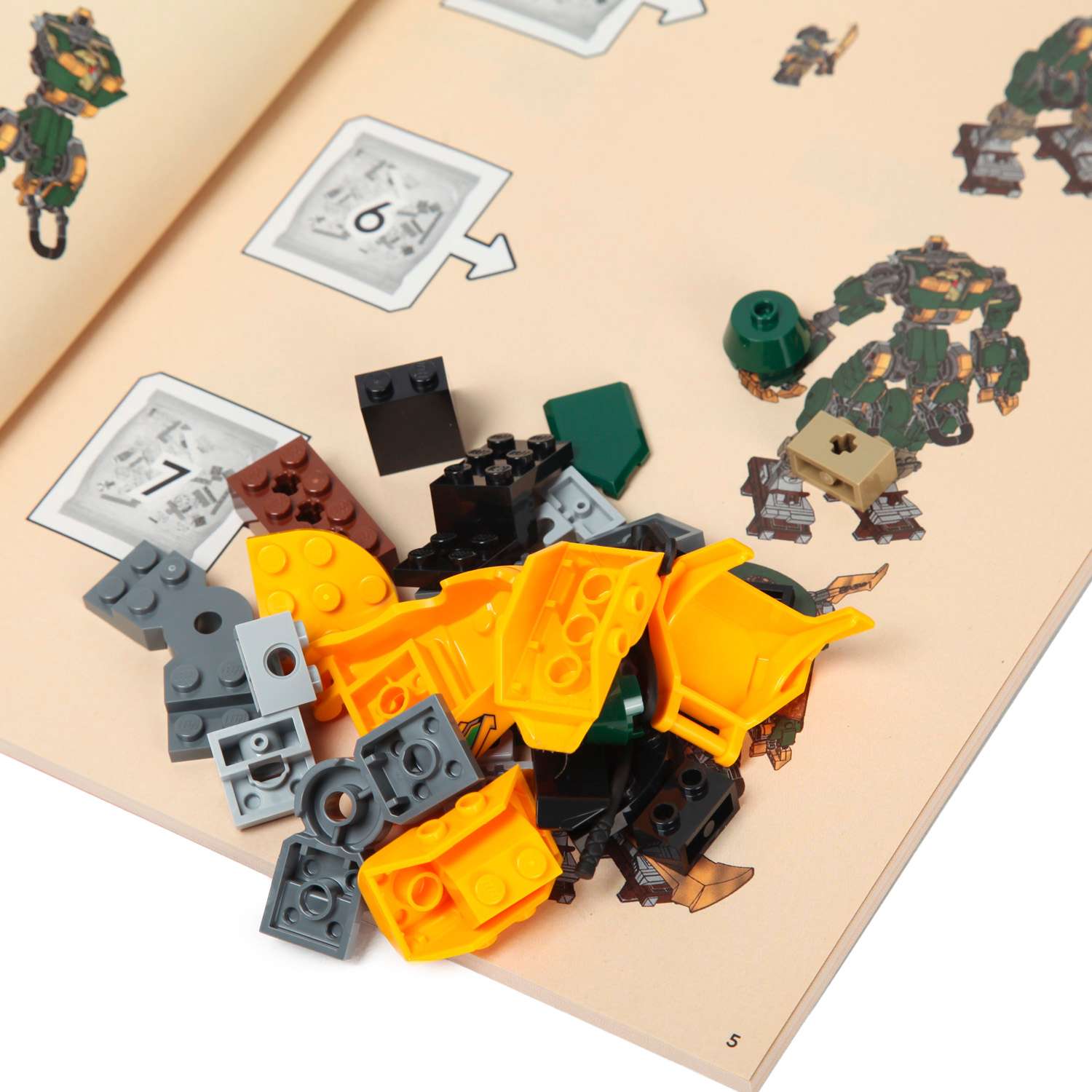 Конструктор LEGO NINJAGO Lloyd Arin Ninja Team Mechs 764 дет. - фото 11