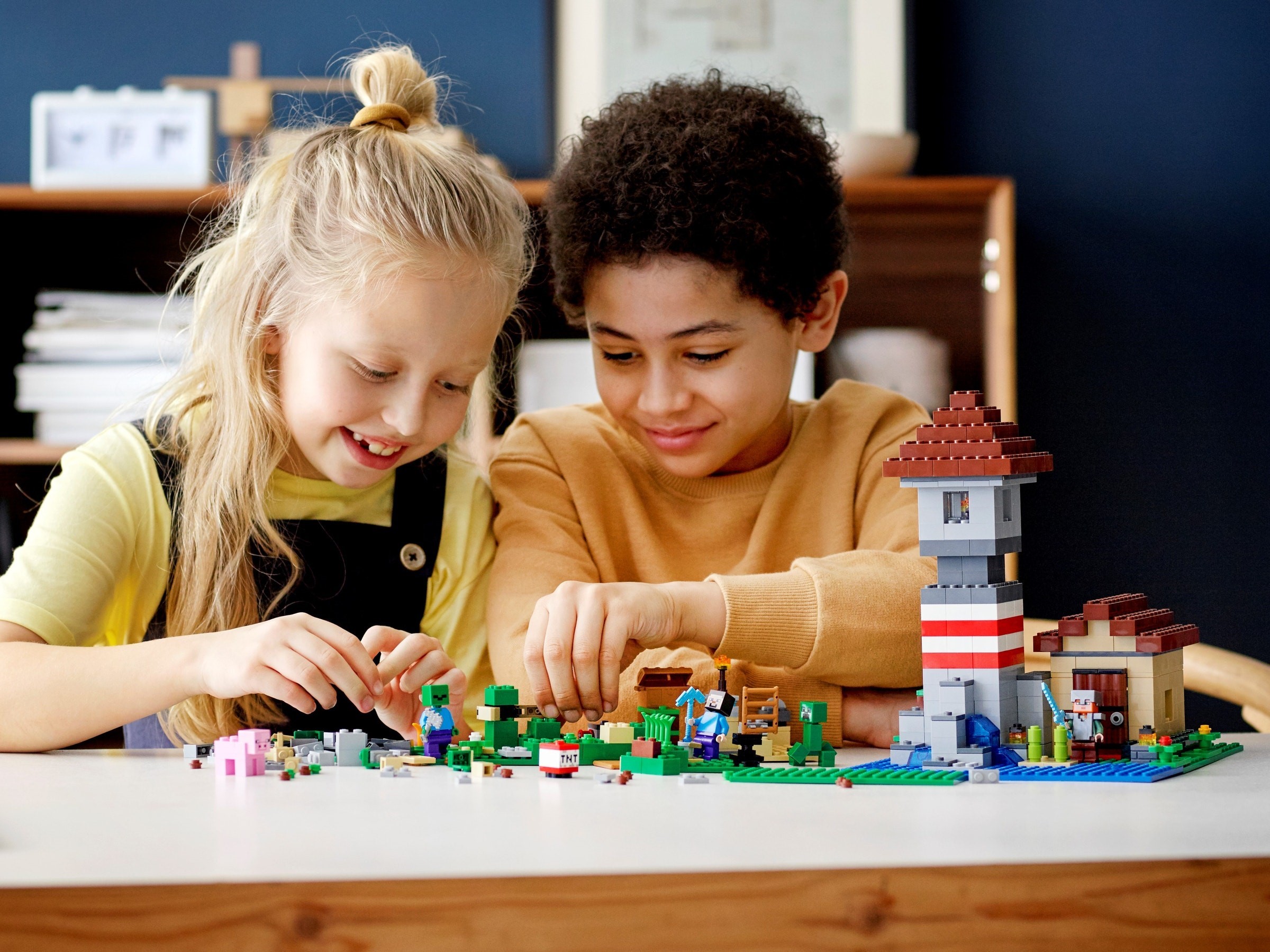 Конструктор LEGO Minecraft 21161 564 дет. - фото 11