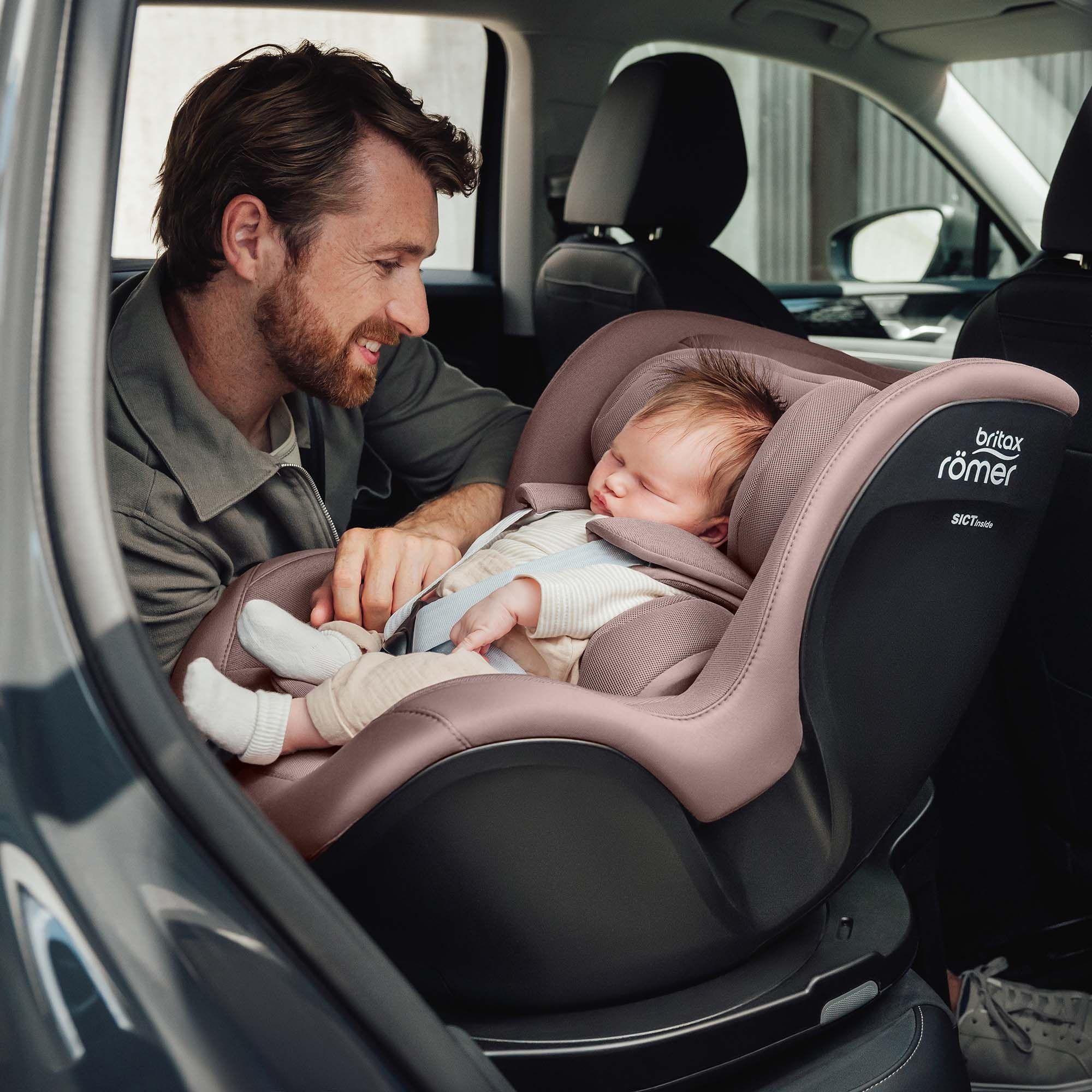 Автокресло Britax Roemer Dualfix PRO Isofix 0+/1 (0-18 кг) - фото 14