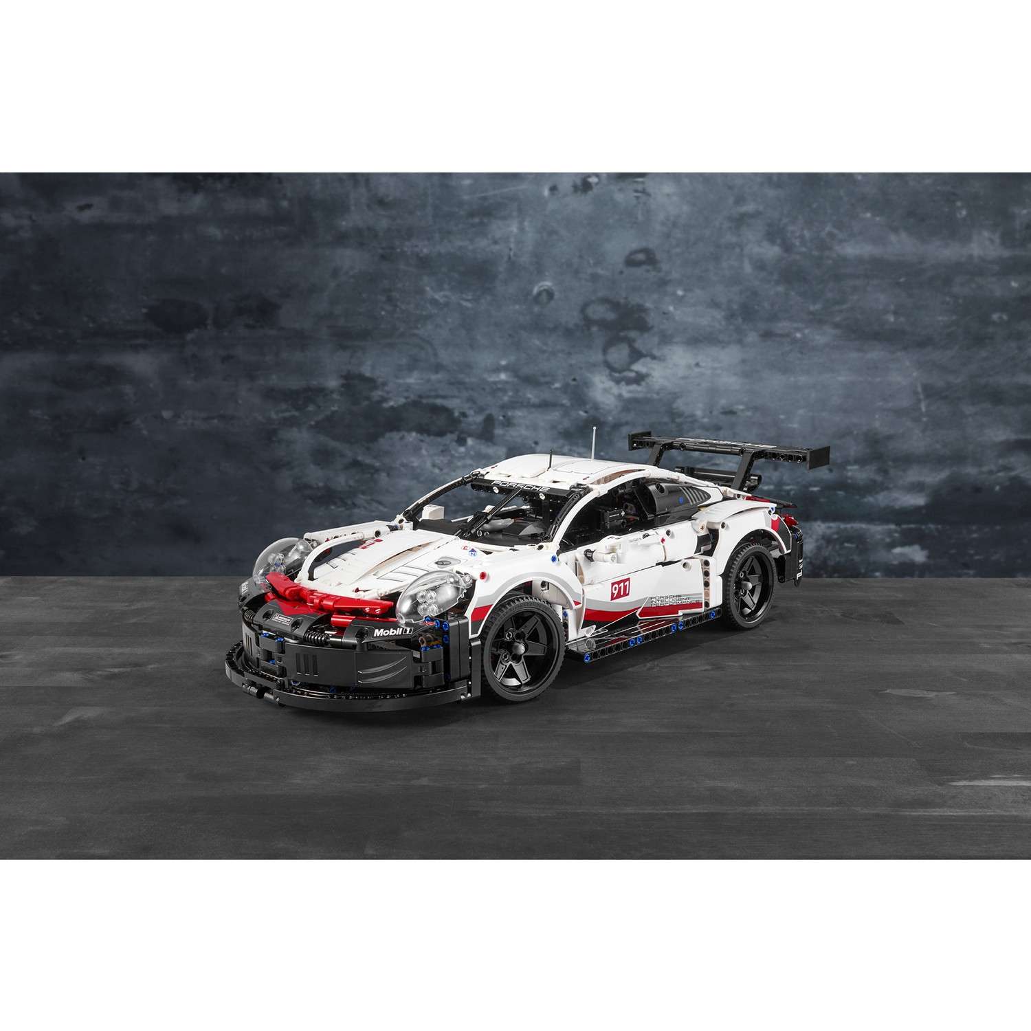 Конструктор LEGO Technic Porsche 911 RSR блочный - фото 6