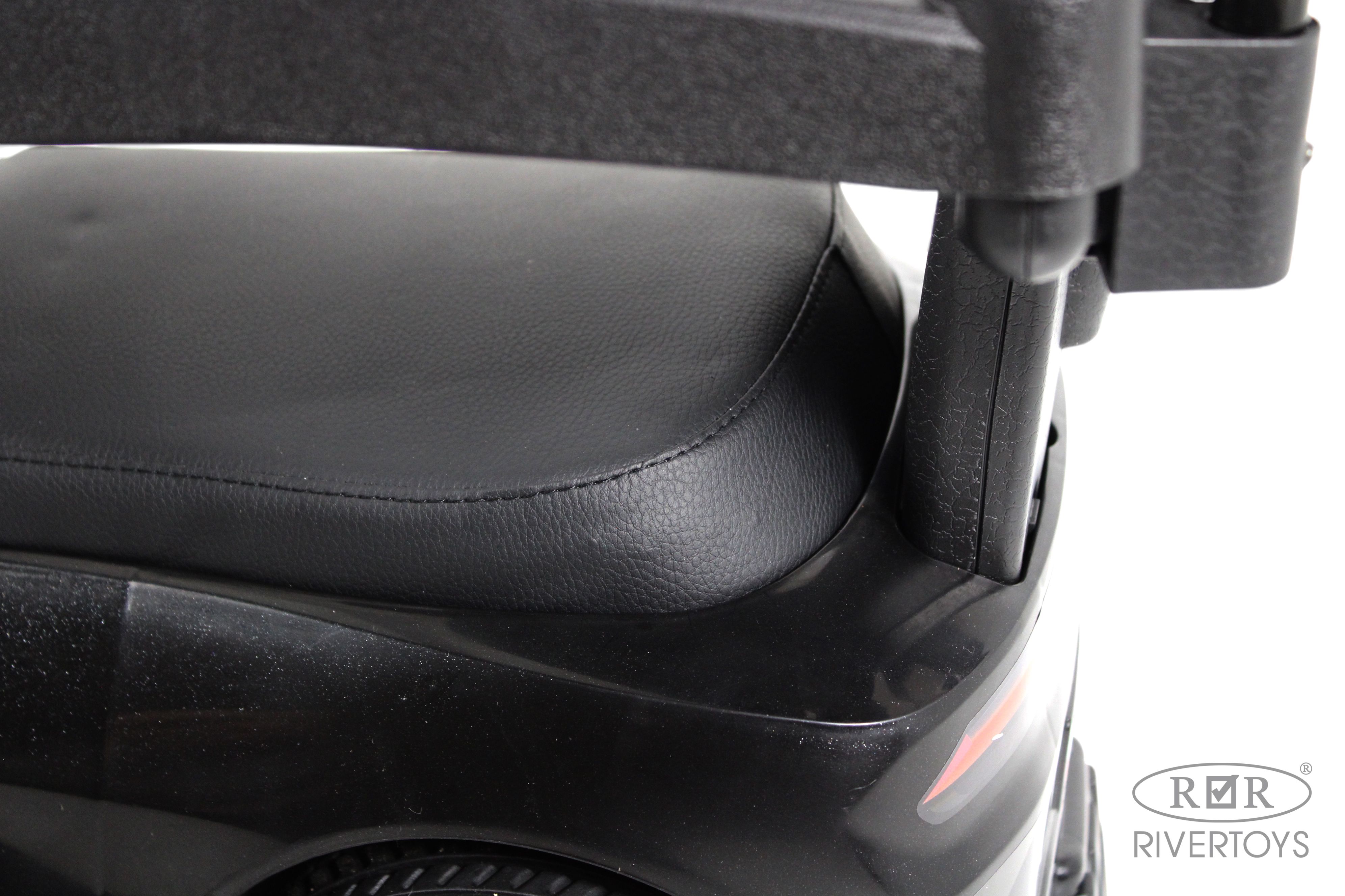 Каталка RIVERTOYS Z005ZZ-BP-BLACK черный - фото 10