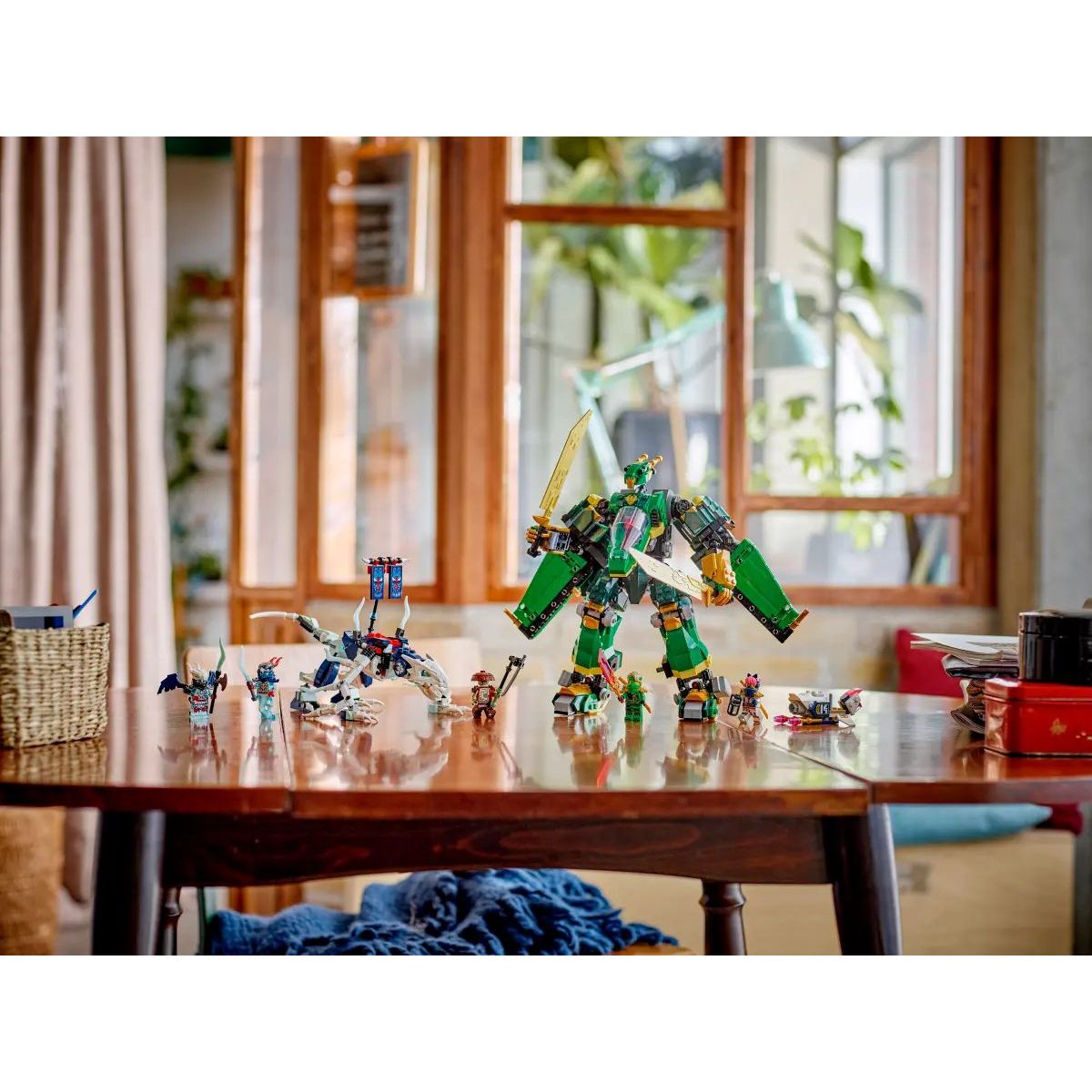 Конструктор LEGO NINJAGO Реактивный робот Ллойда 1112 дет. - фото 7