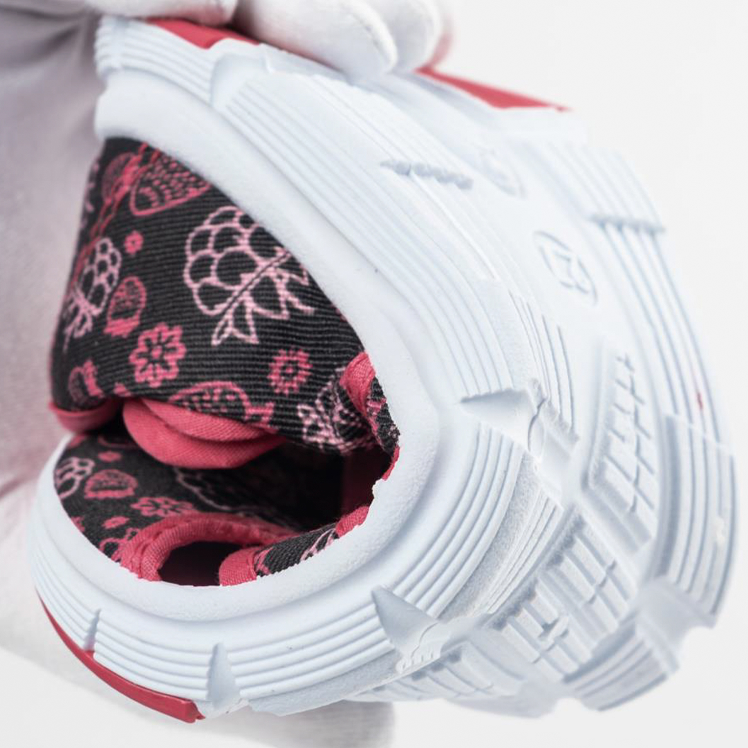 Сандалии TikkaGo 7T06_913-1_black-pink - фото 11