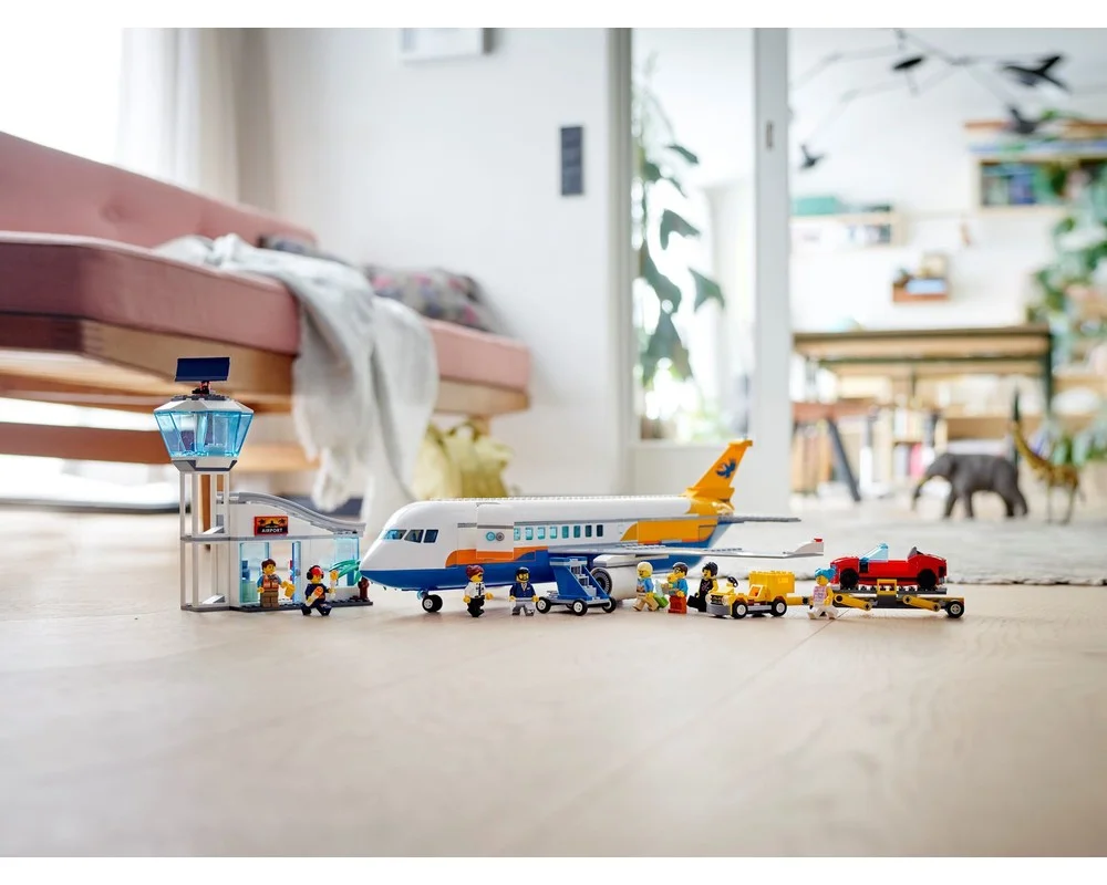 Конструктор LEGO City 60262 669 дет. - фото 15