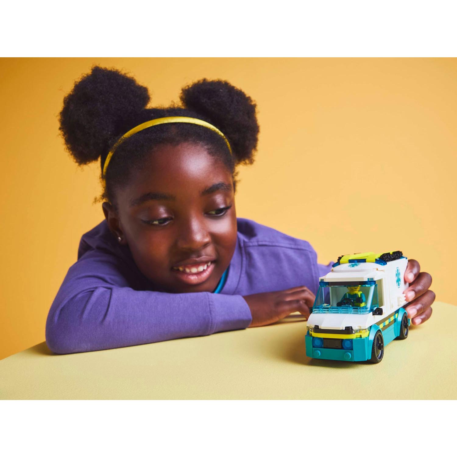 Конструктор LEGO City Машина Скорой помощи 184 дет. - фото 6