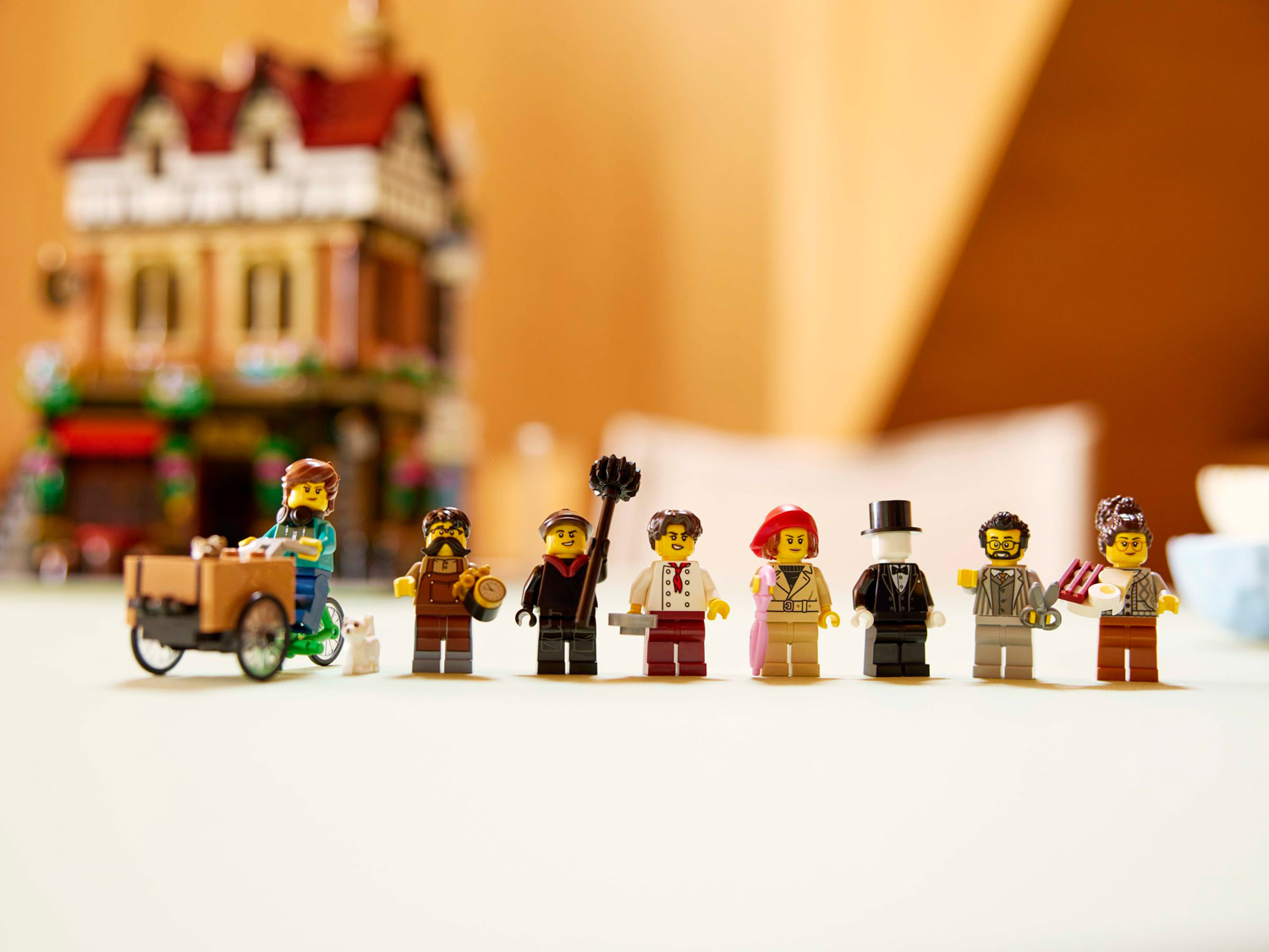 Конструктор LEGO Creator Expert 10350 3266 дет. - фото 10