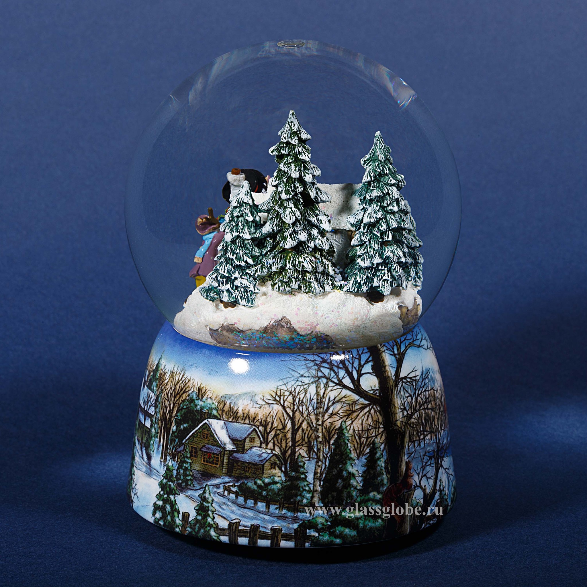 Стеклянный снежный шар Glassglobe Зимние каникулы - фото 4