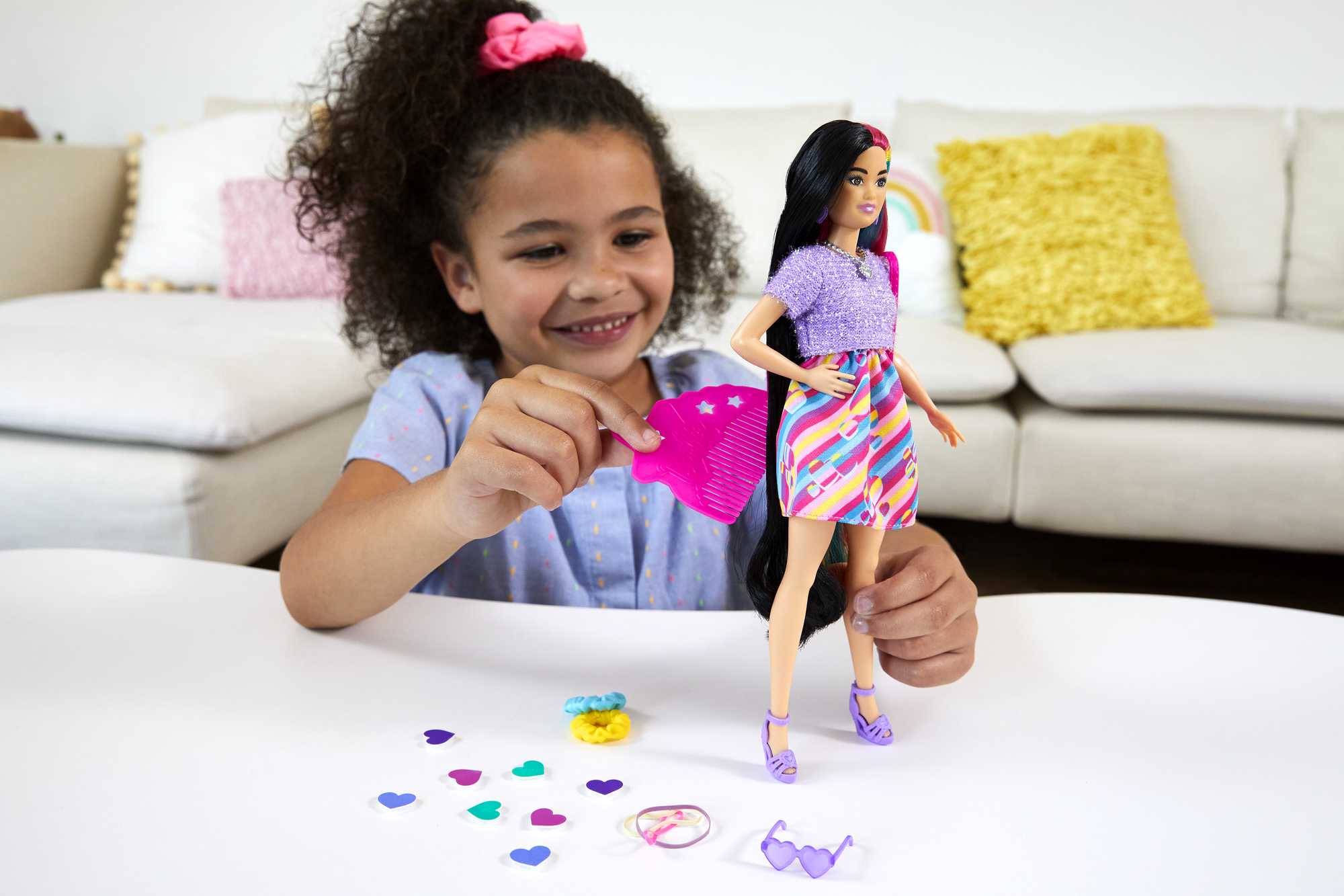 Кукла модельная Barbie Totally Hair Сердца HCM90 - фото 5
