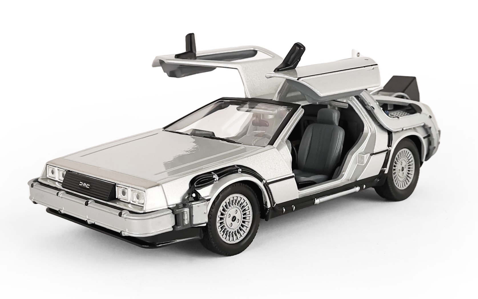 Автомобиль Welly DeLorean 1:24 22441FV-GW - фото 4