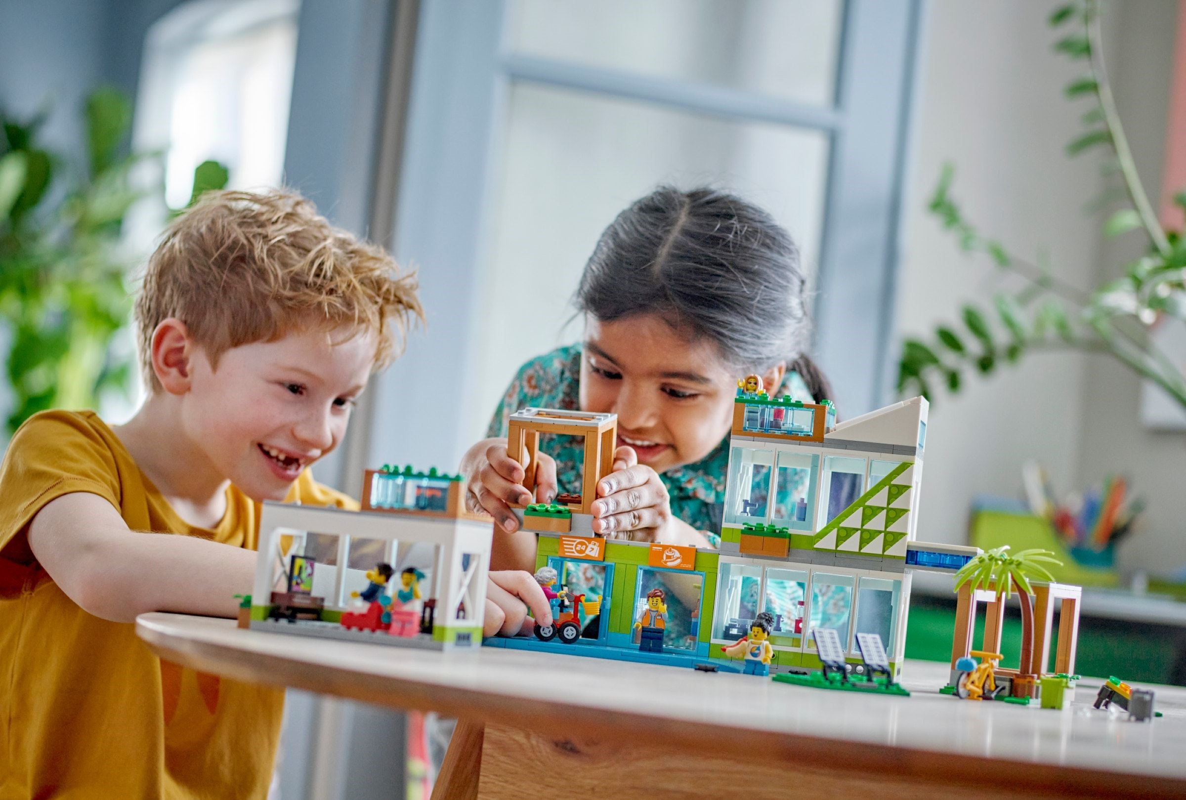 Конструктор LEGO City 60365 688 дет. - фото 10