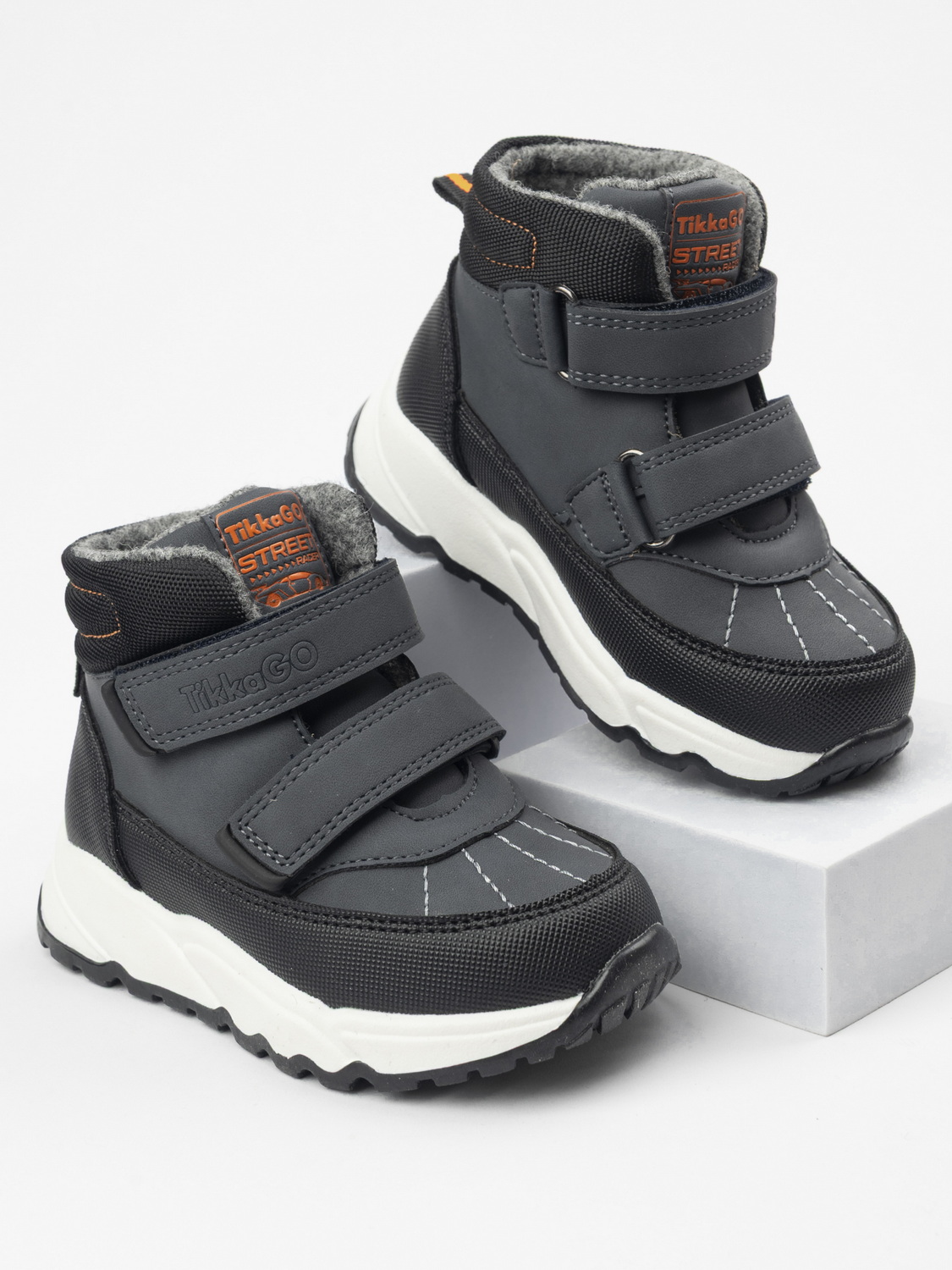 Изображение товара Осенние ботинки для мальчика TikkaGo 23 водоотталкивающие легкие теплые