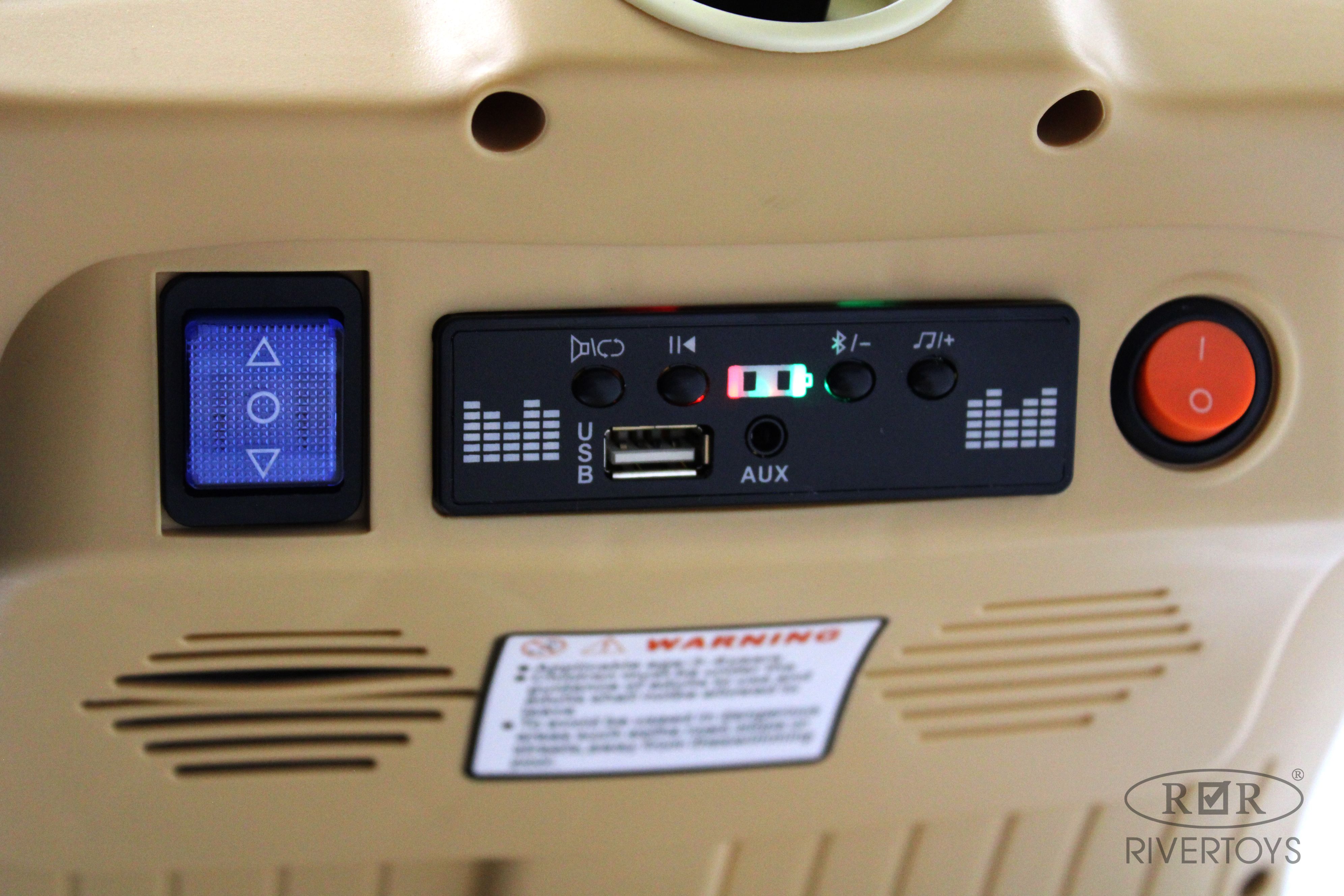 Электромобиль RIVERTOYS K444PX-BEIGE - фото 8