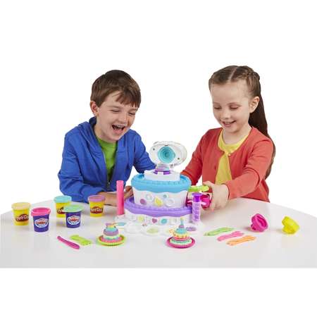 Пластилин Play-Doh Праздничный торт