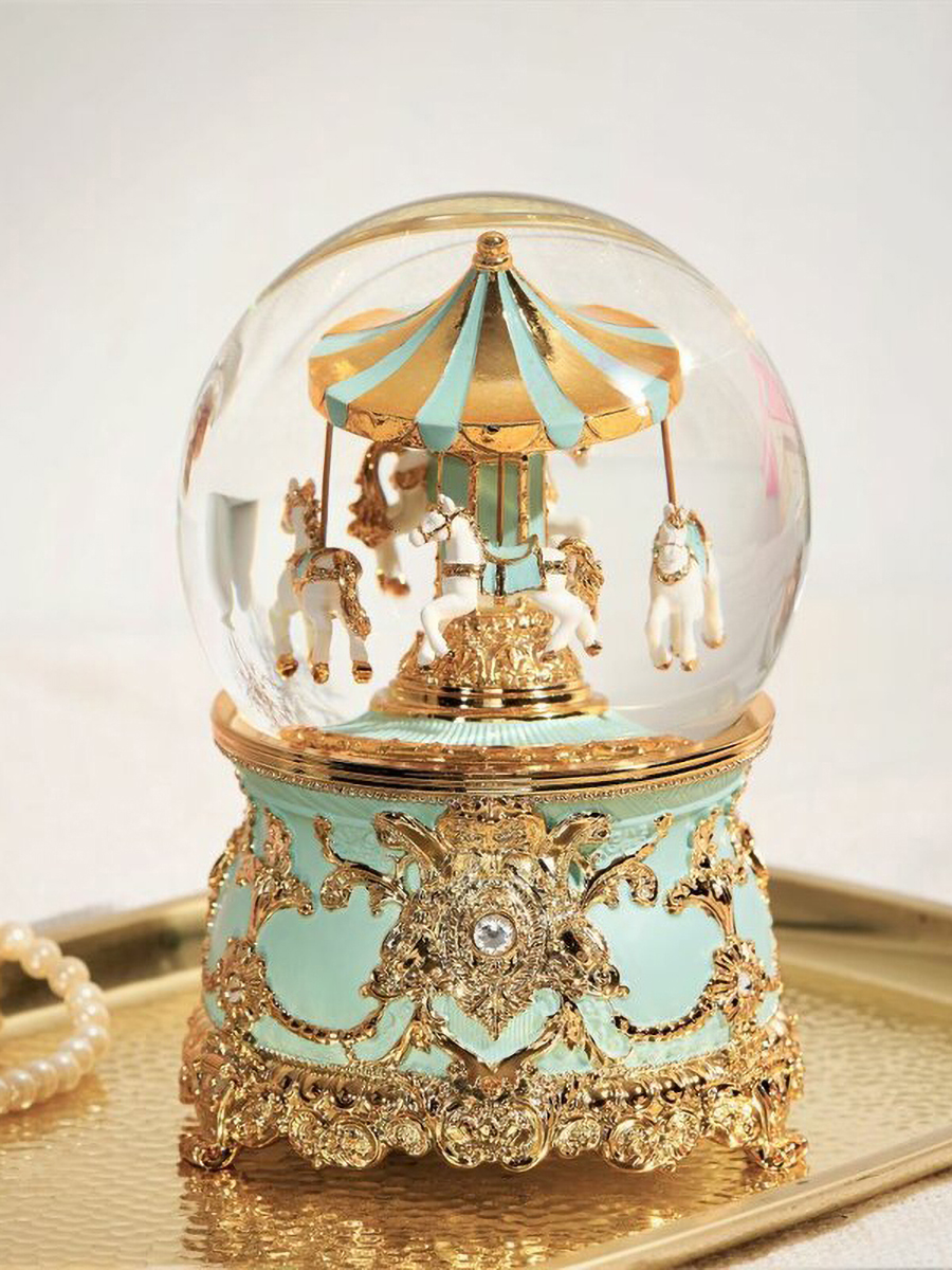 Стеклянный снежный шар Glassglobe Бирюзовая карусель - фото 1
