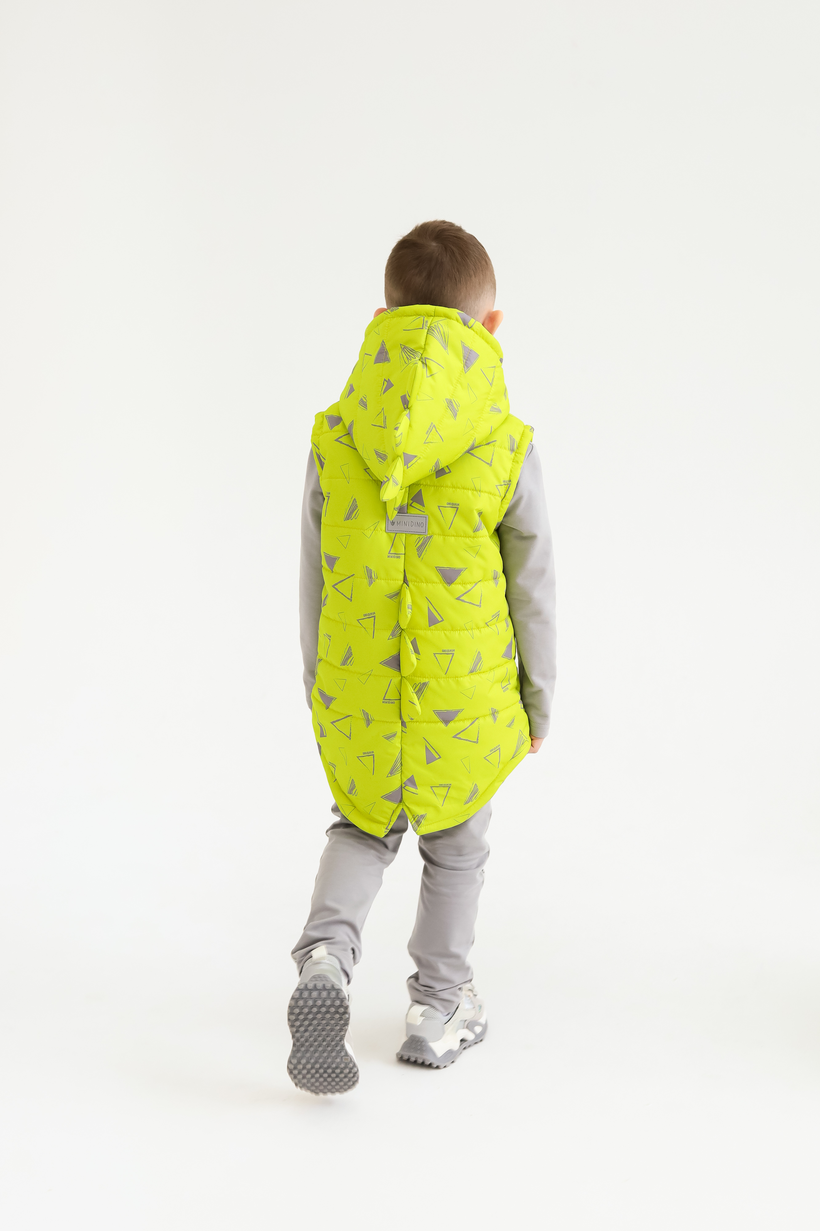 Жилет MINIDINO М010/1/ДЖилет утепленный детский Дино принт треугольник лайм - фото 8