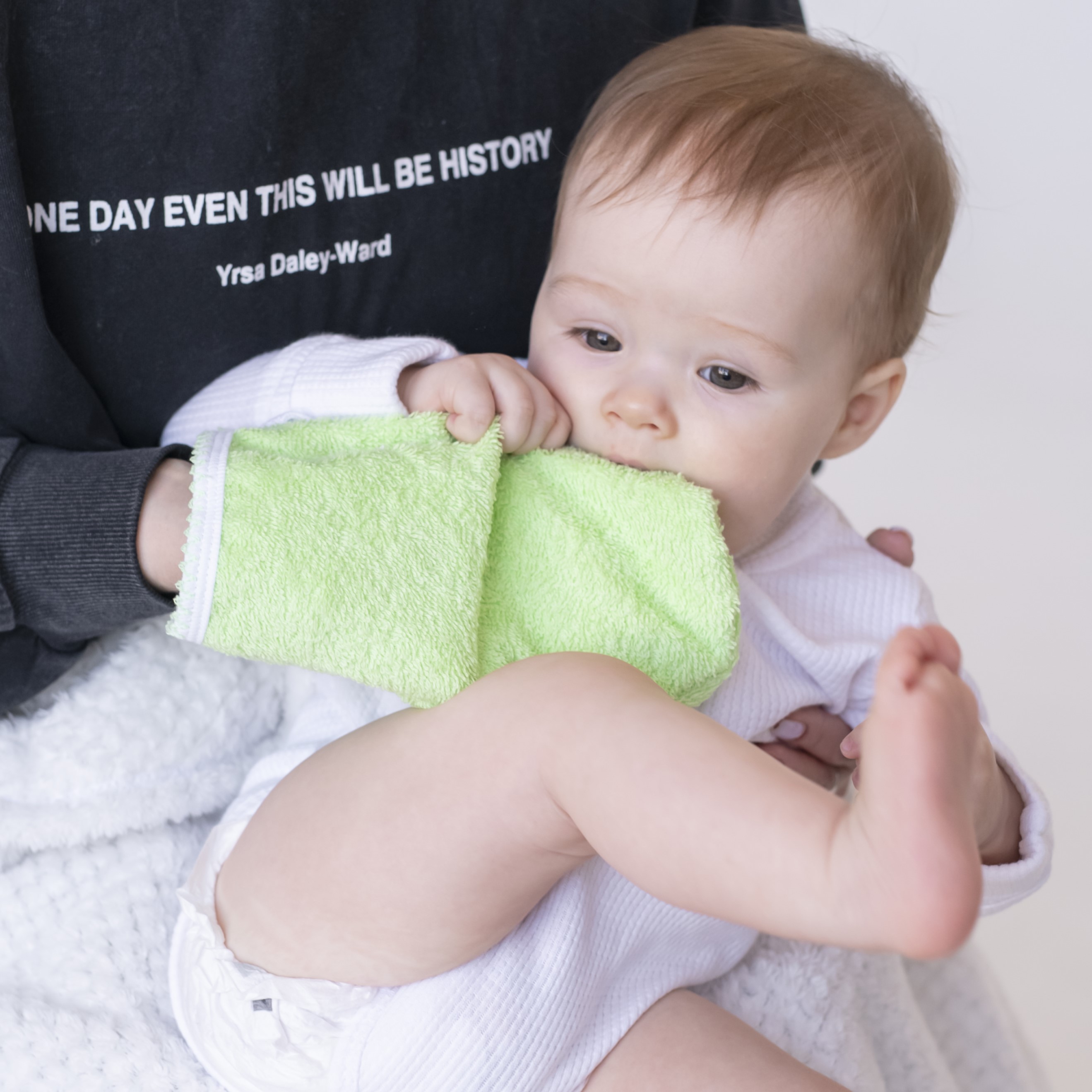 Рукавичка, мочалка Uviton махровая в ассортименте - фото 2