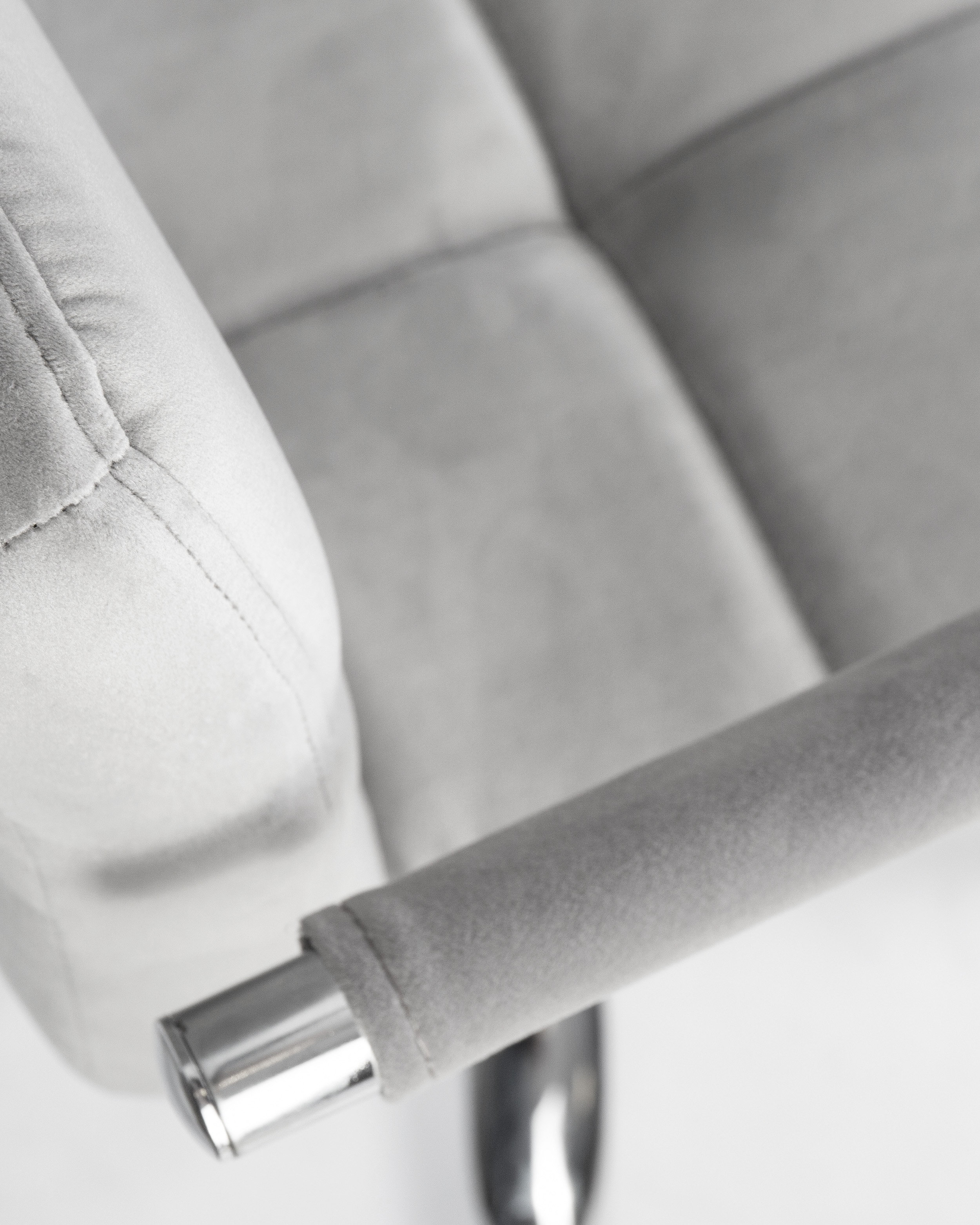 Офисное кресло DOBRIN серый велюр - фото 8