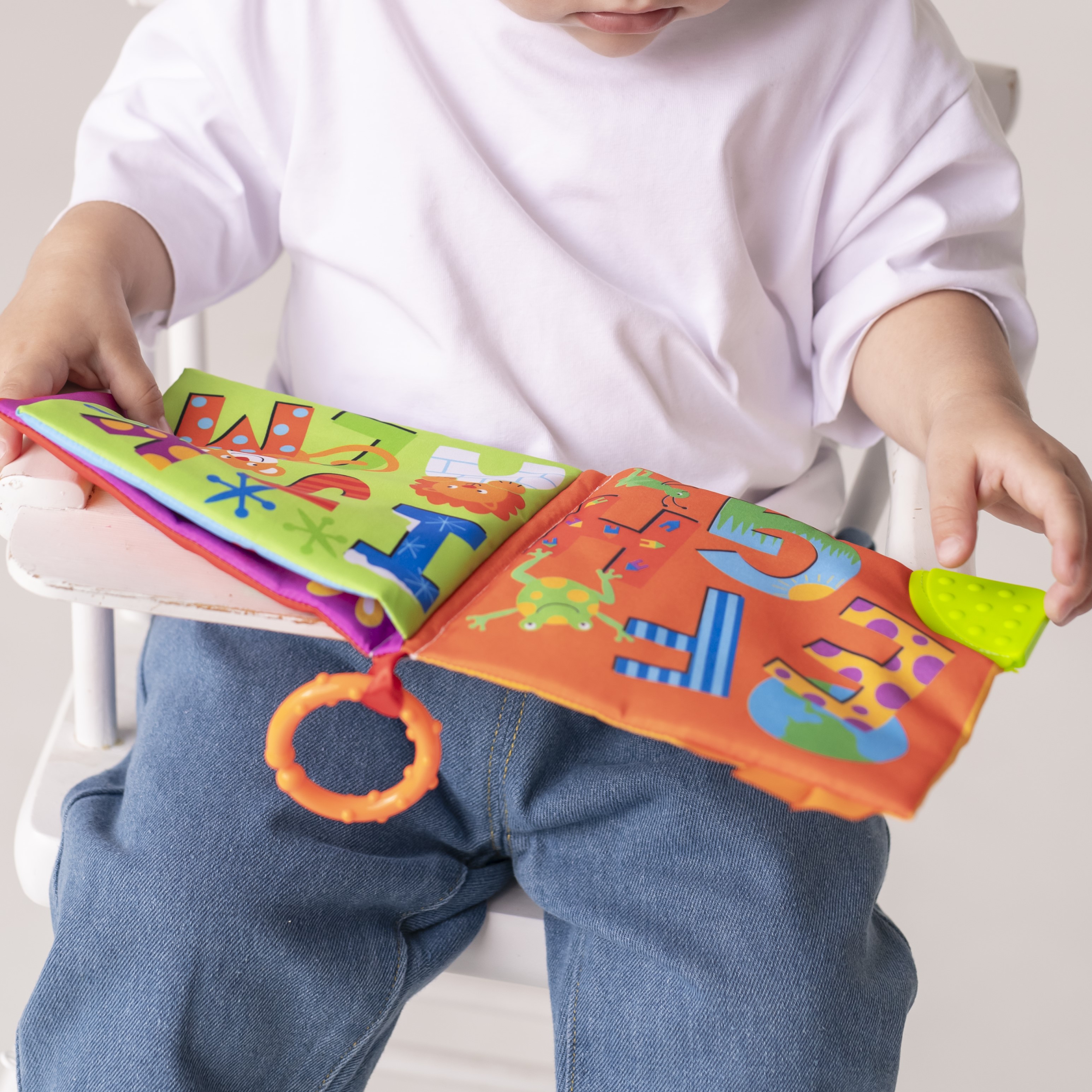 Игрушка Uviton книжка шуршалка с прорезывателем в ассортименте - фото 6