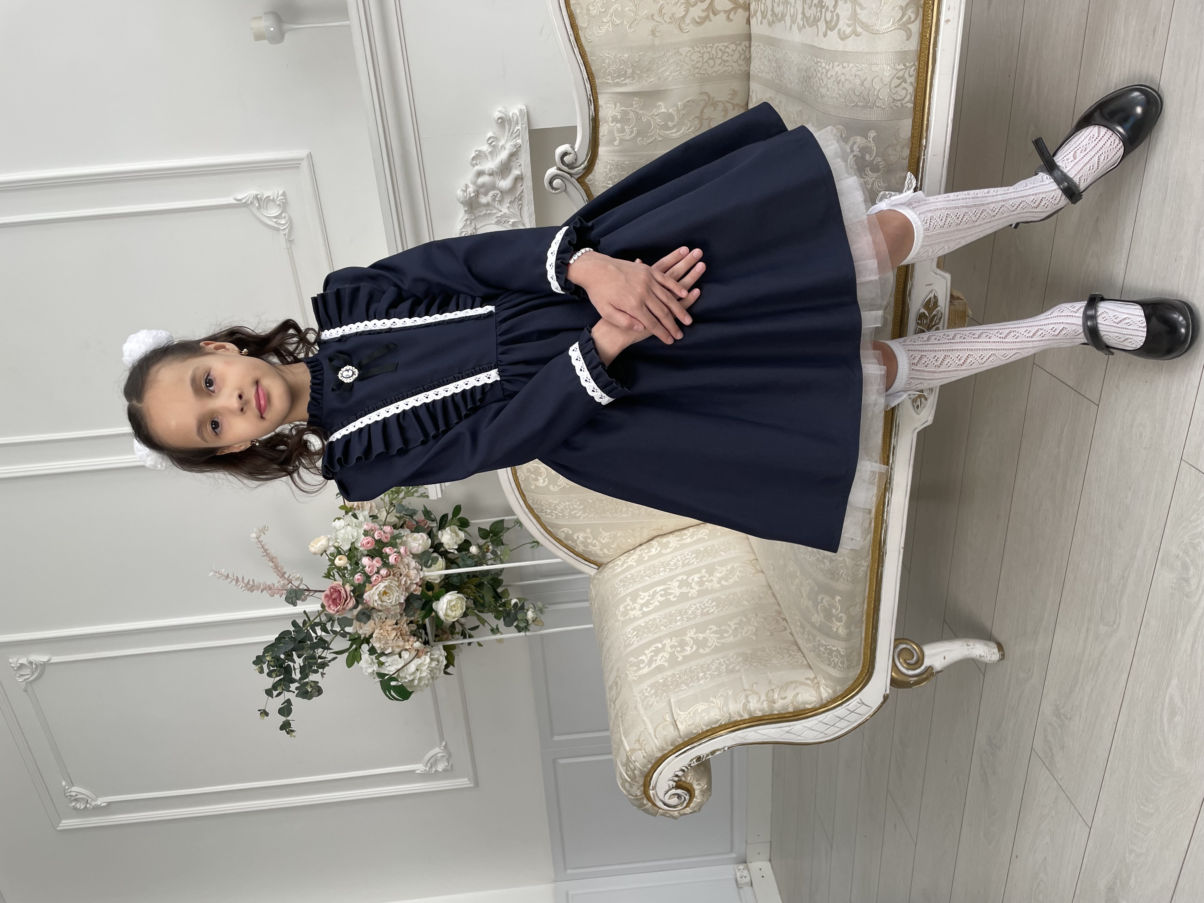 Изображение товара Платье LittlePrettyGirl Девочка Винтажное с кружевом и брошью Камея Изображение товара Платье LittlePrettyGirl Девочка Винтажное с кружевом и брошью Камея